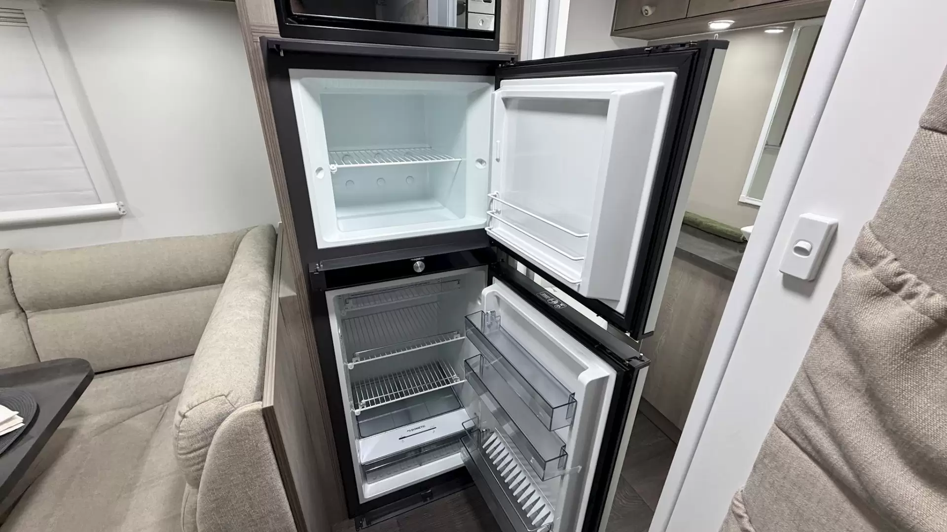 USED 2019 GOLDSTREAM AUSTRALIS SERIES