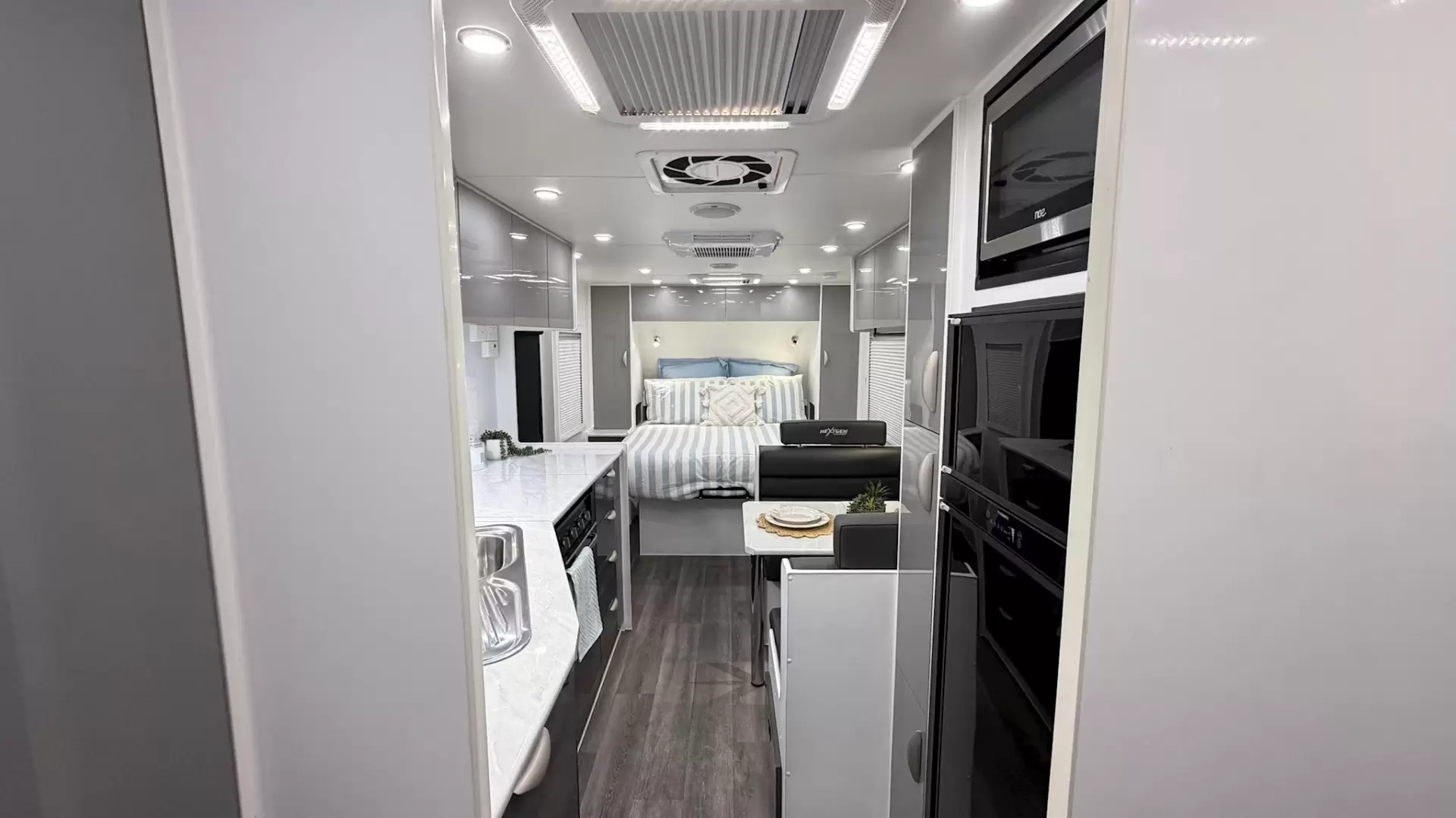 USED 2023 NEXTGEN SE206