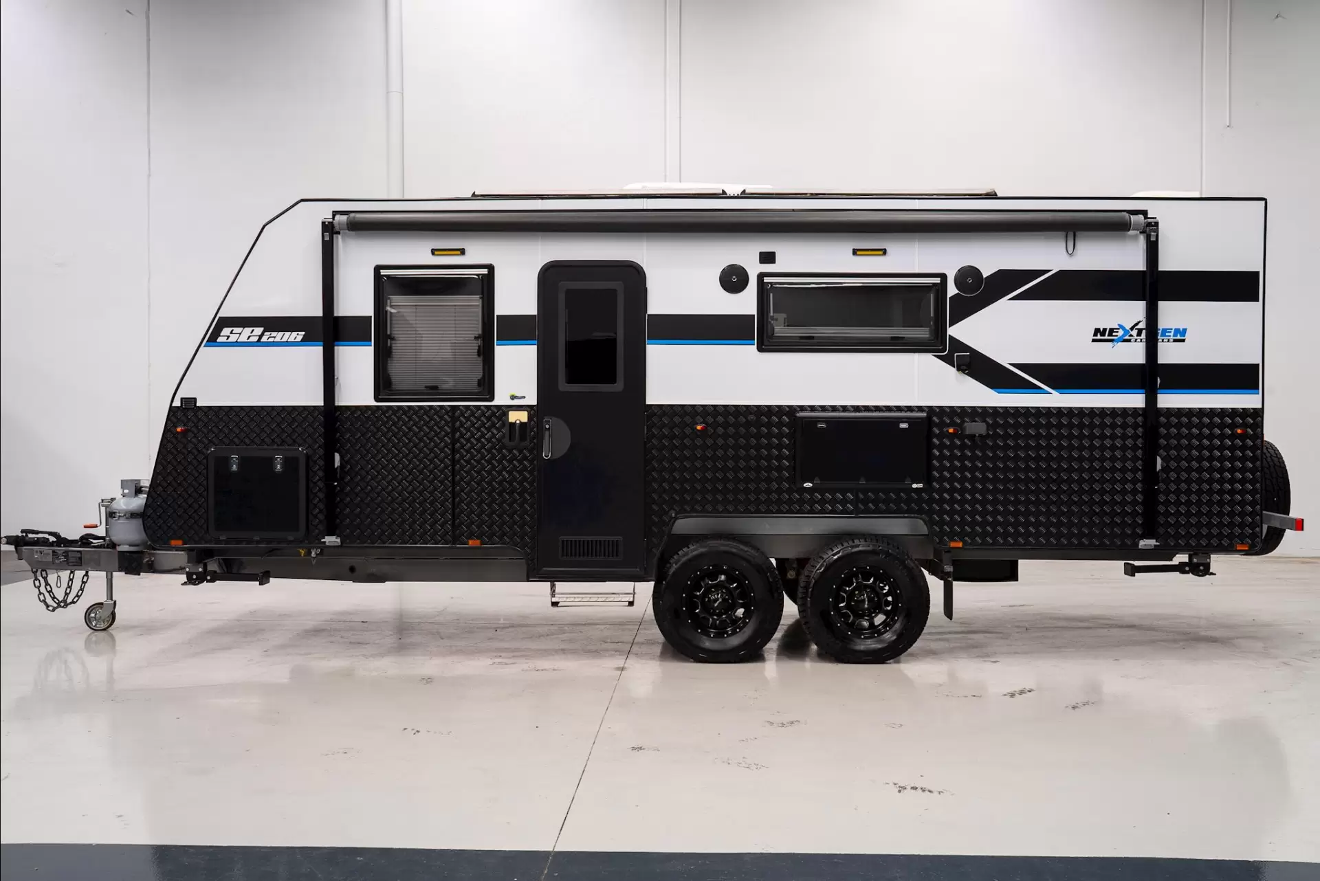 USED 2023 NEXTGEN SE206