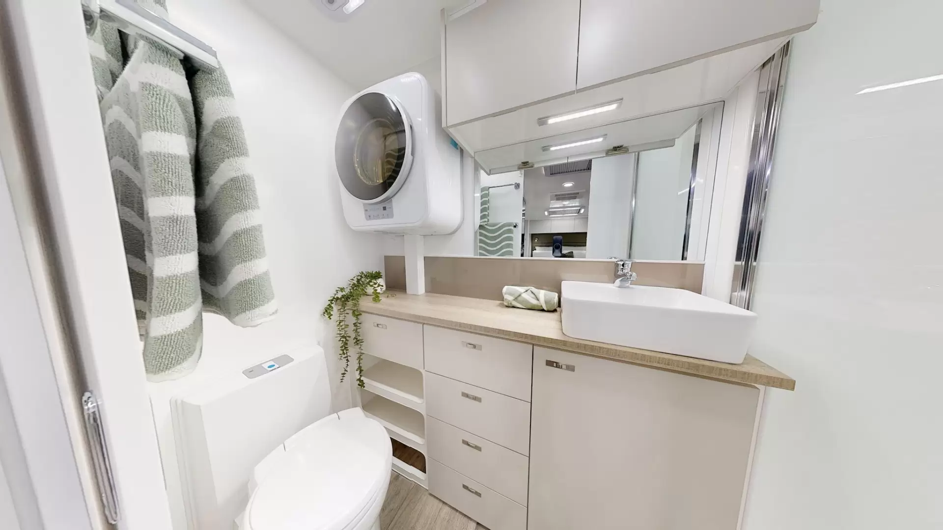 NEW 2025 ESSENTIAL CARAVANS RANGER