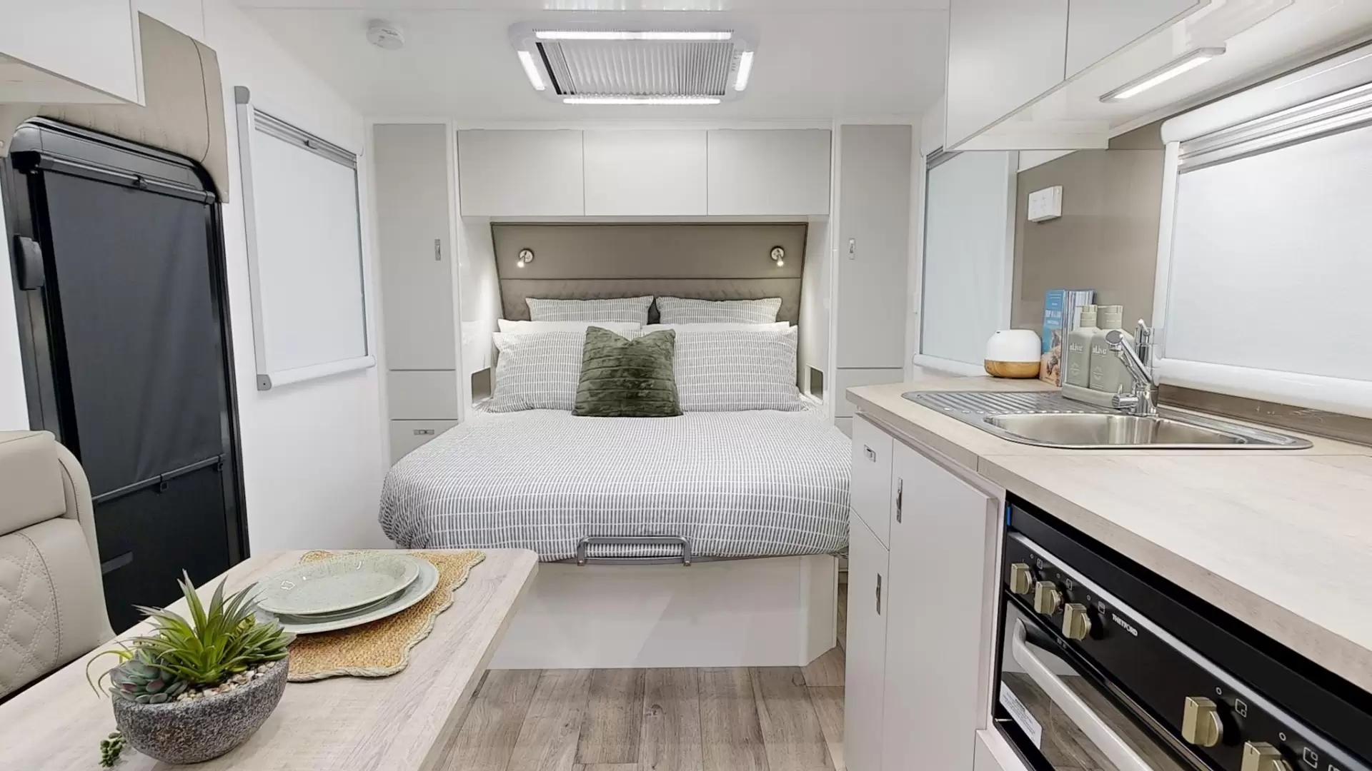 NEW 2025 ESSENTIAL CARAVANS RANGER