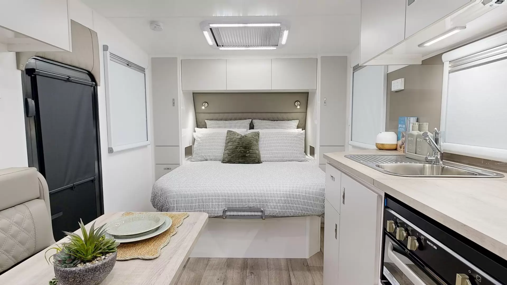 NEW 2025 ESSENTIAL CARAVANS RANGER