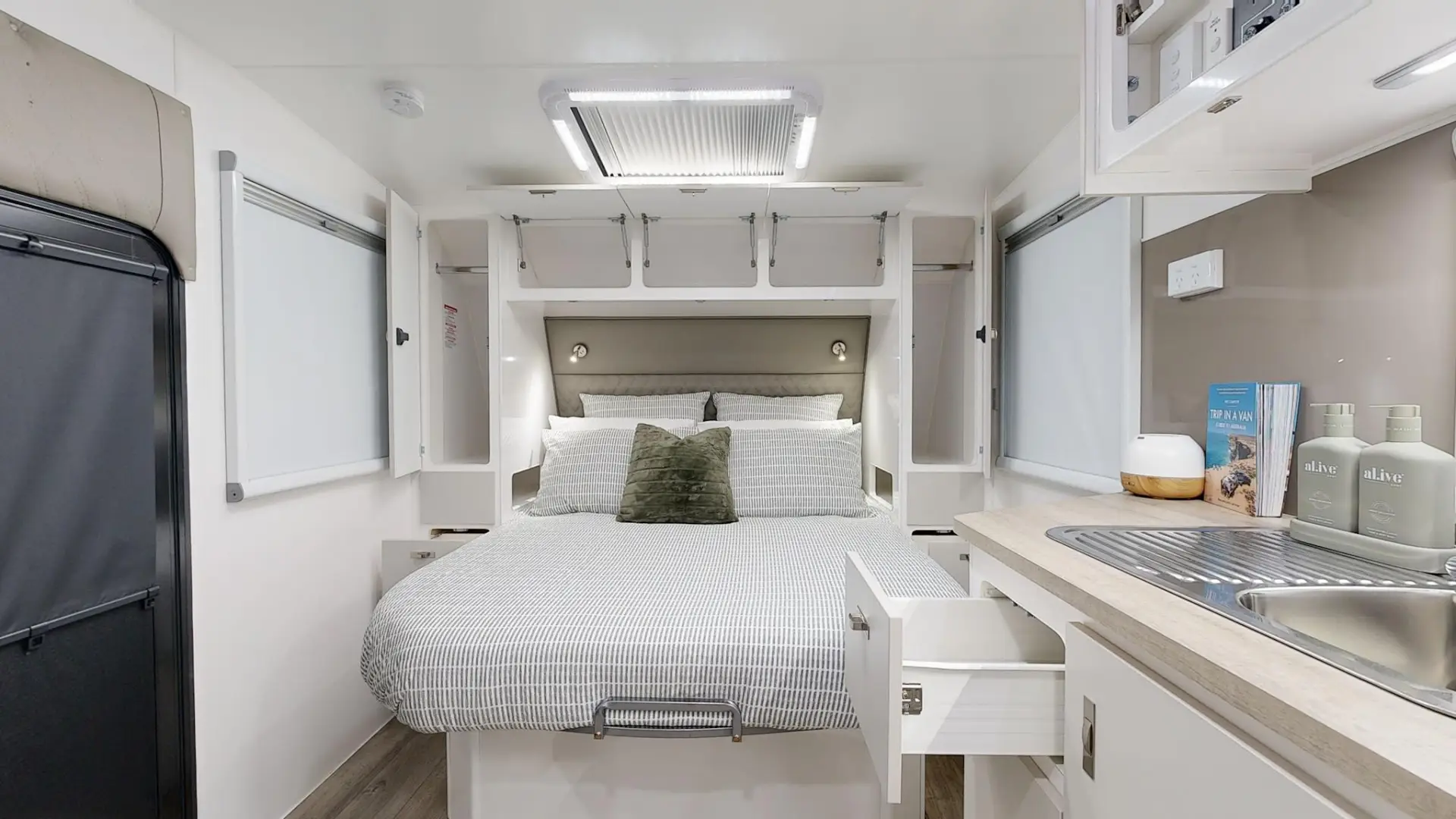 NEW 2025 ESSENTIAL CARAVANS RANGER