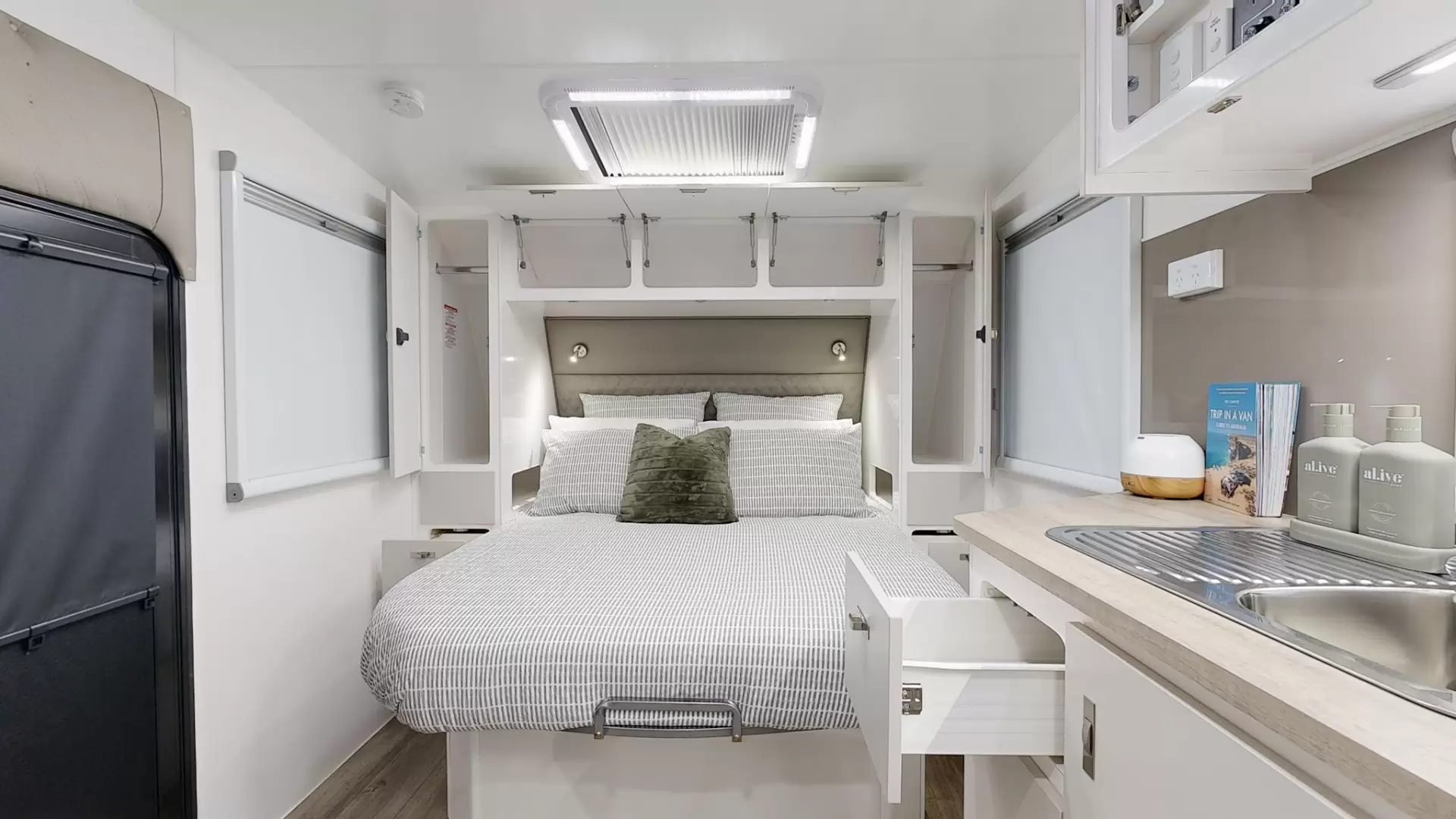 NEW 2025 ESSENTIAL CARAVANS RANGER