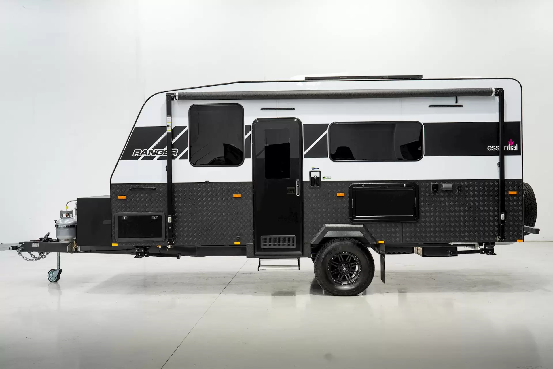 NEW 2025 ESSENTIAL CARAVANS RANGER