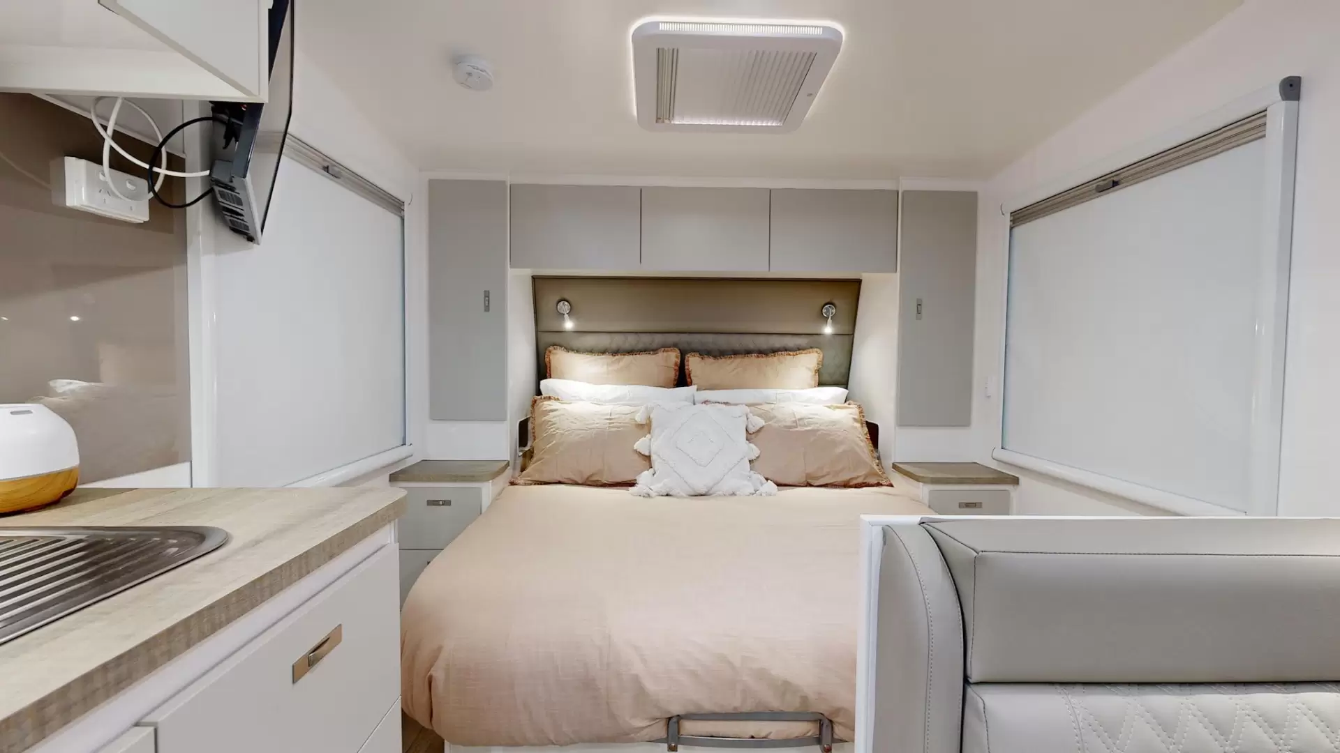 NEW 2025 ESSENTIAL CARAVANS A-CLASS