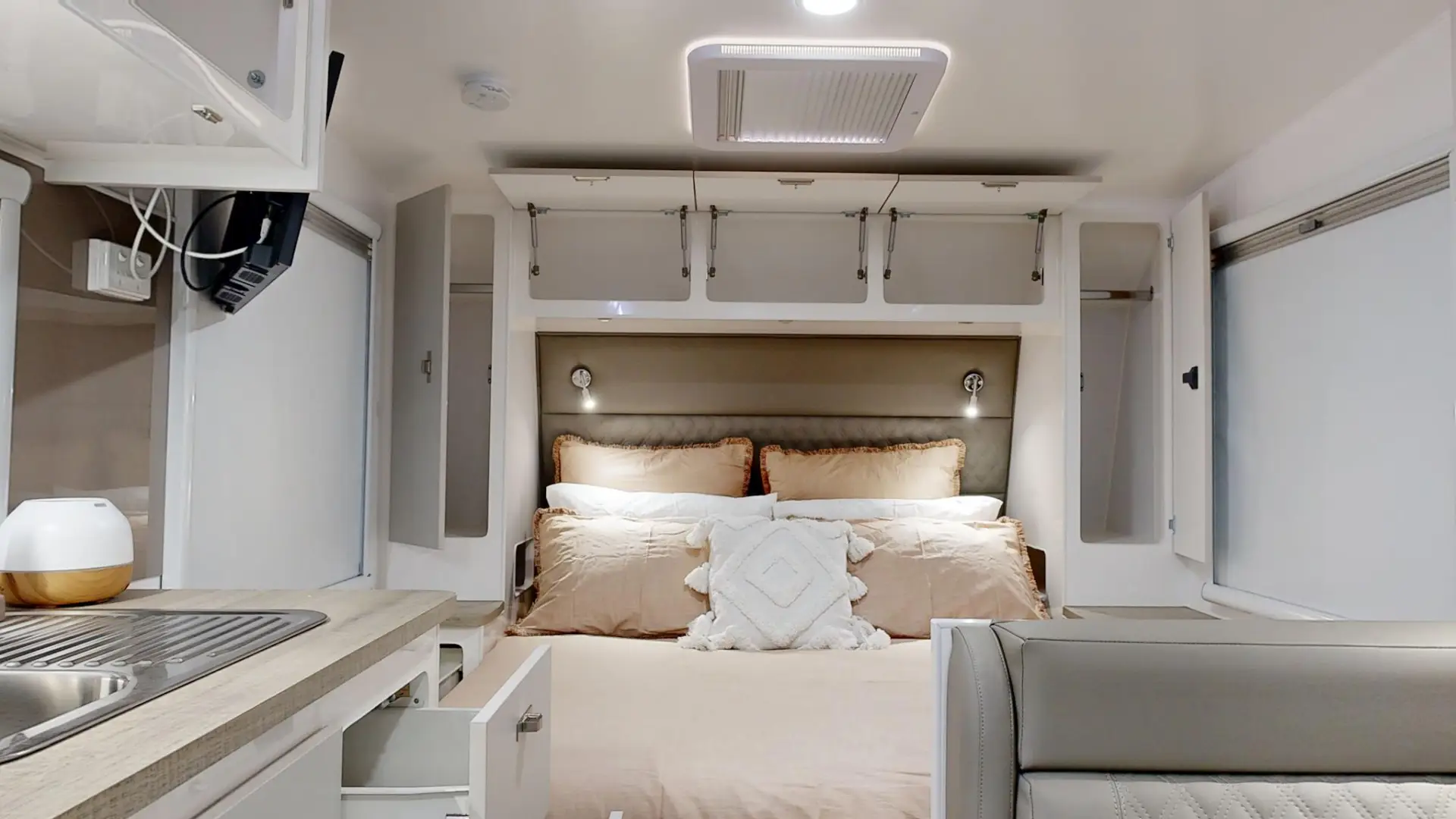 NEW 2025 ESSENTIAL CARAVANS A-CLASS