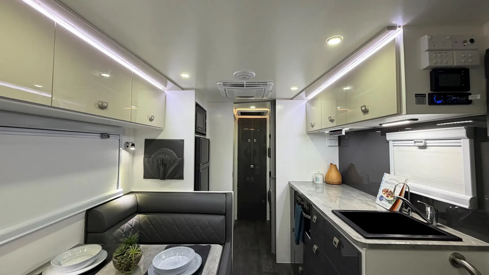 USED 2024 DESIGN RV FORERUNNER