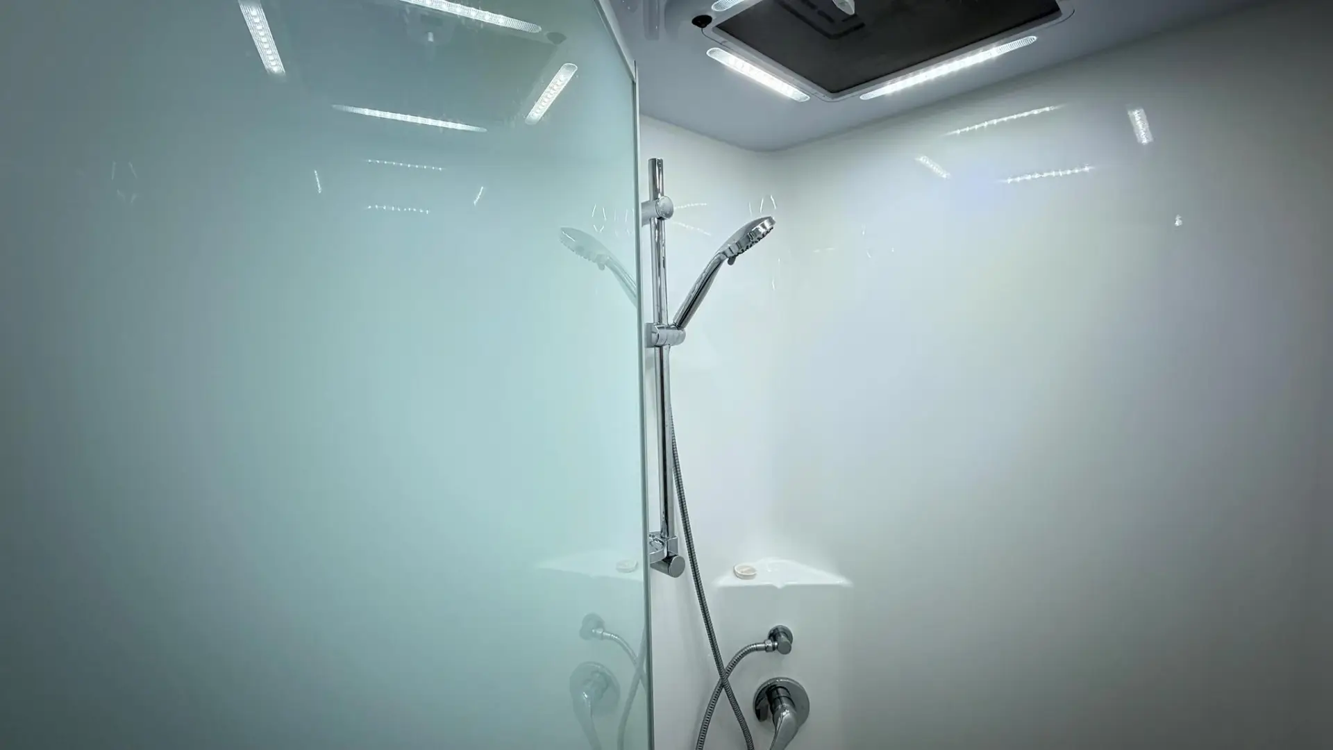 USED 2024 DESIGN RV FORERUNNER