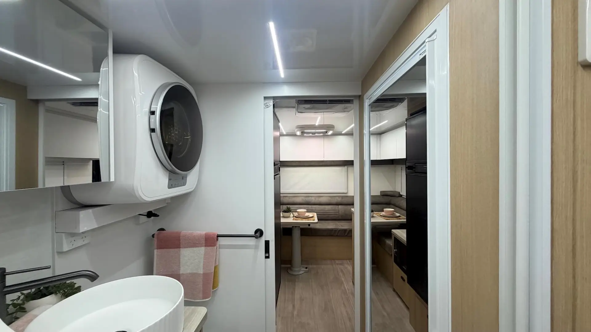 NEW 2026 VACATIONER CARAVANS WRAITH