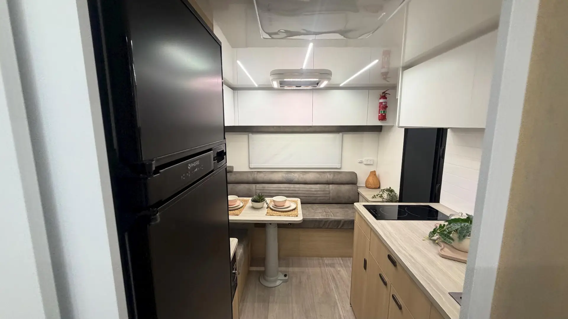 NEW 2026 VACATIONER CARAVANS WRAITH