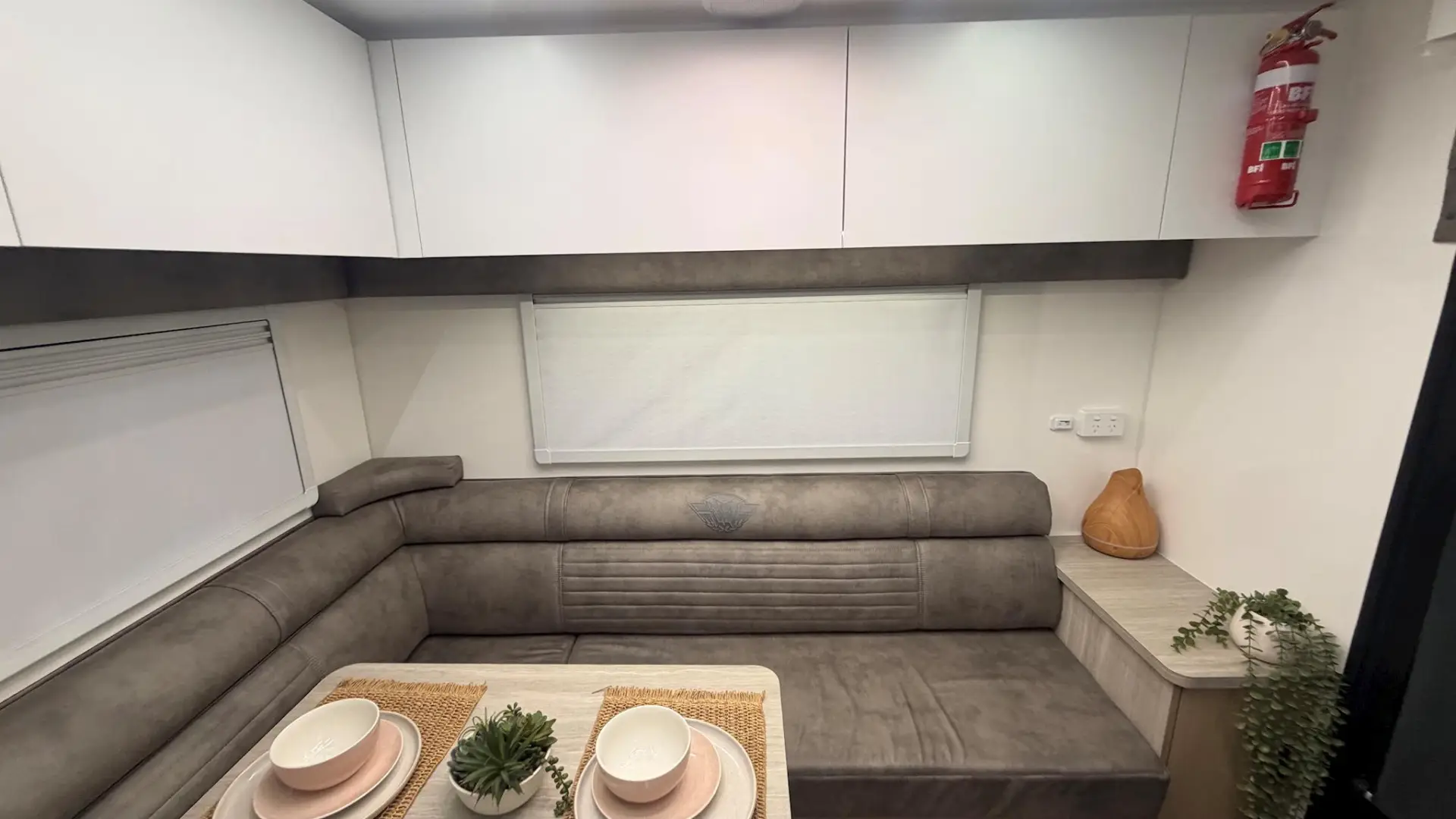 NEW 2026 VACATIONER CARAVANS WRAITH