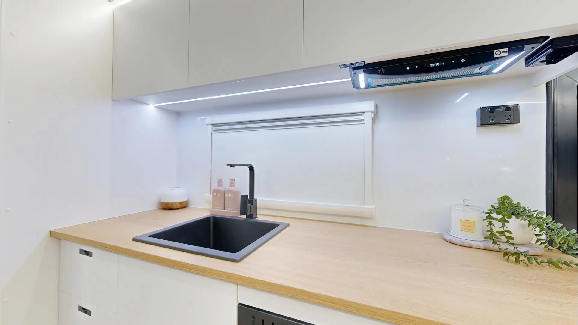 NEW 2026 ATLAS CARAVANS RVO