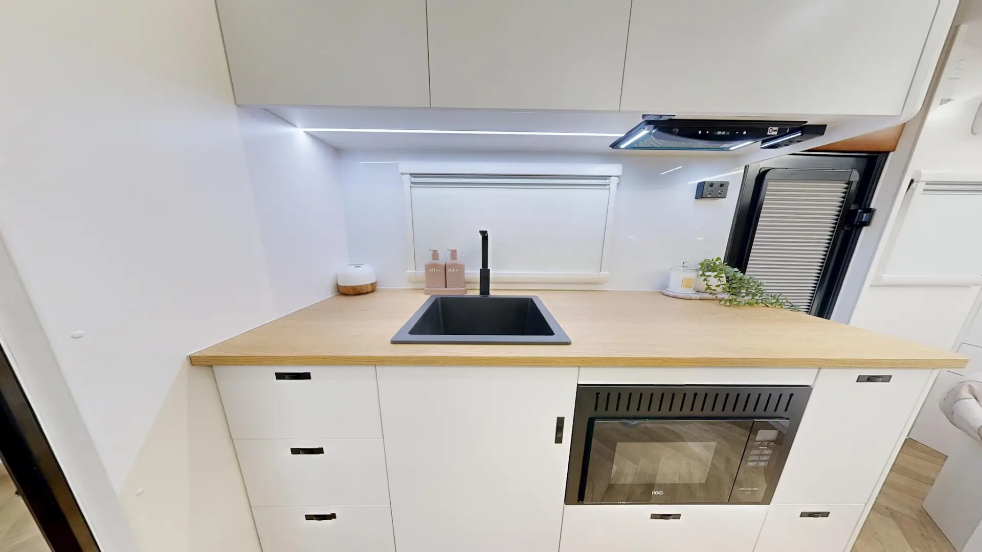 NEW 2026 ATLAS CARAVANS RVO