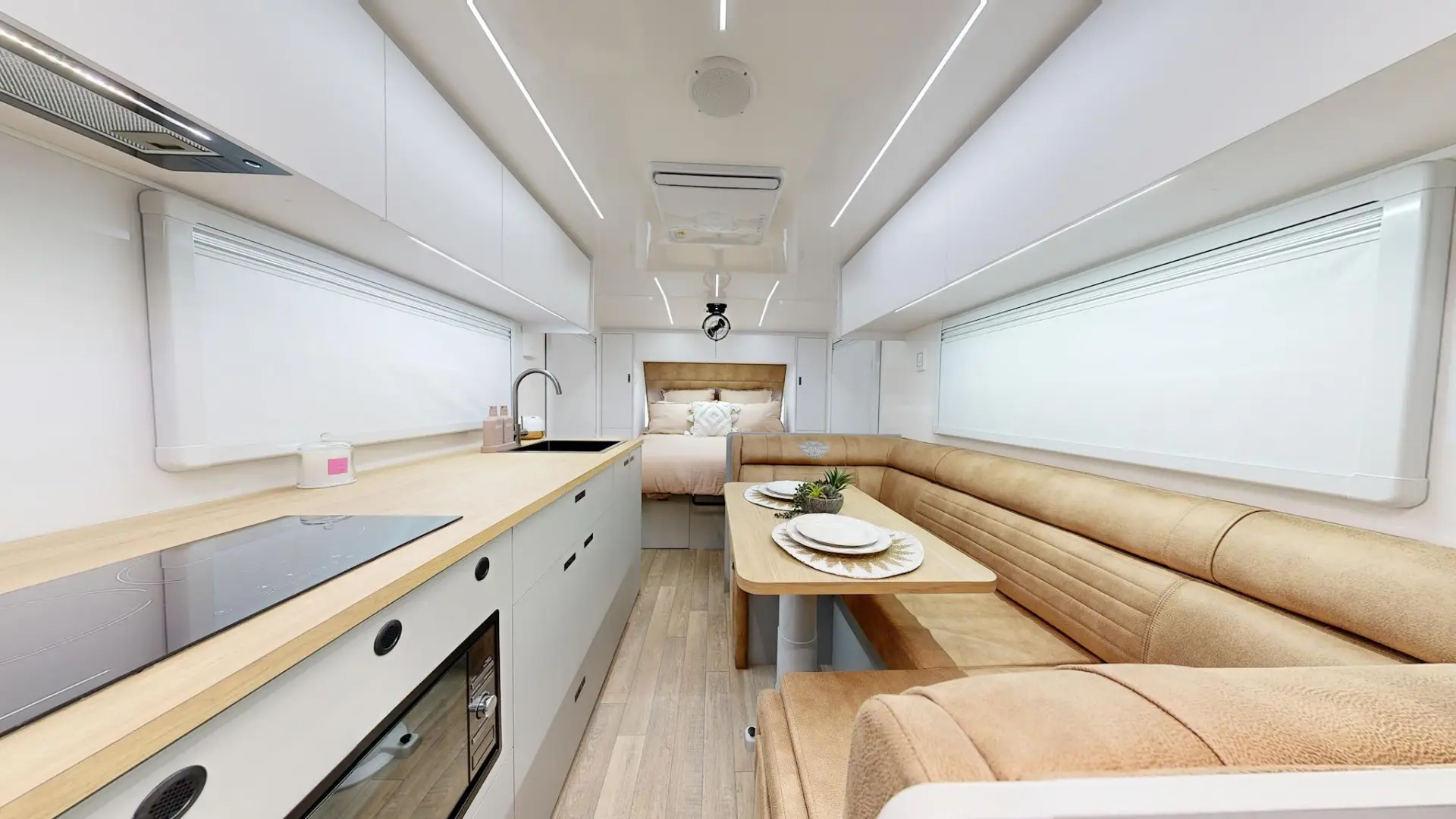 NEW 2026 VACATIONER CARAVANS WRAITH W-1