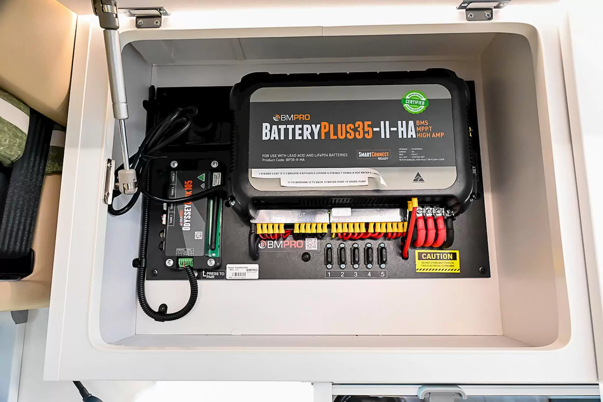 NEW 2025 ROYAL FLAIR PIAZZA 16'6-1