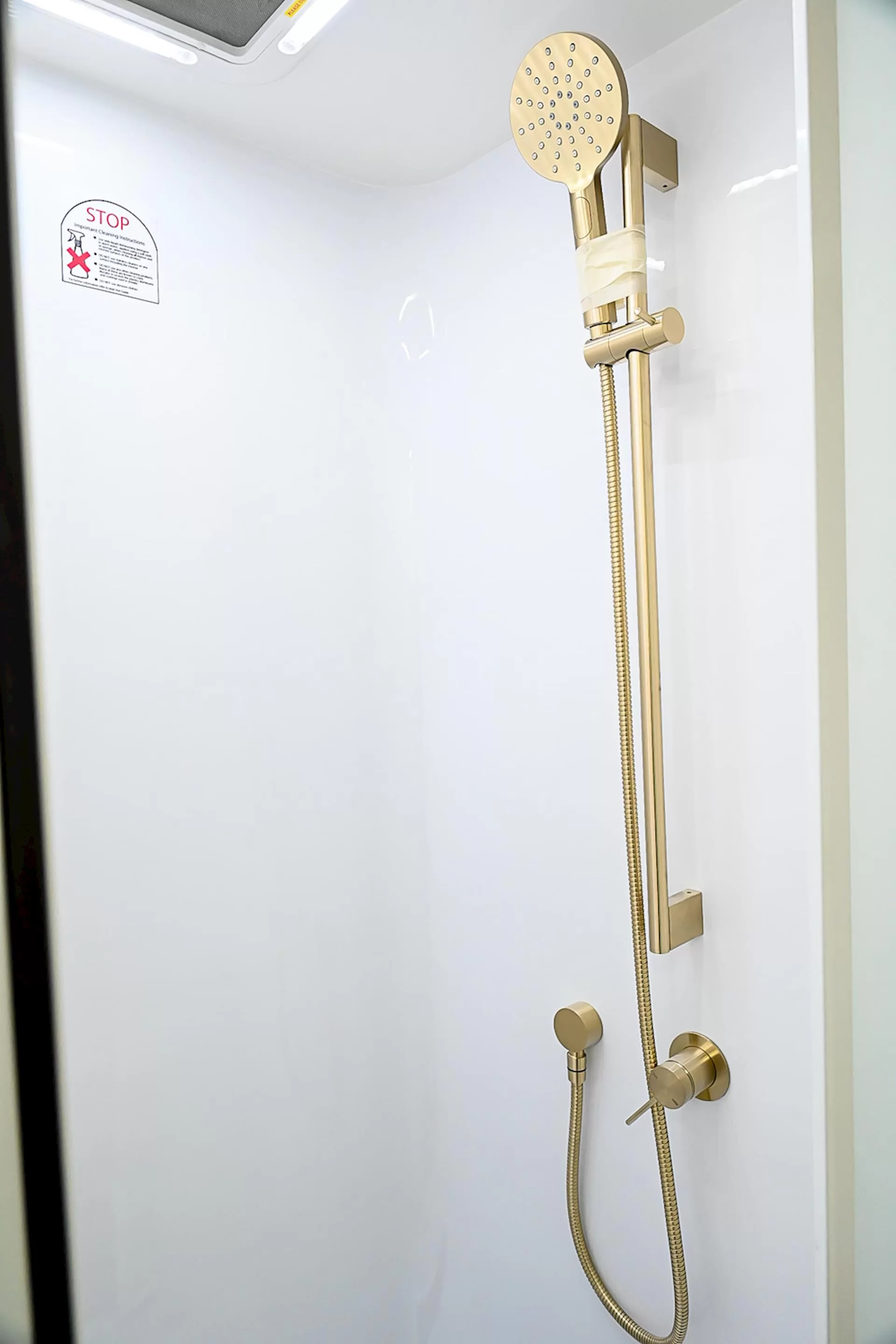 NEW 2025 ROYAL FLAIR PIAZZA 16'6-1 caravan