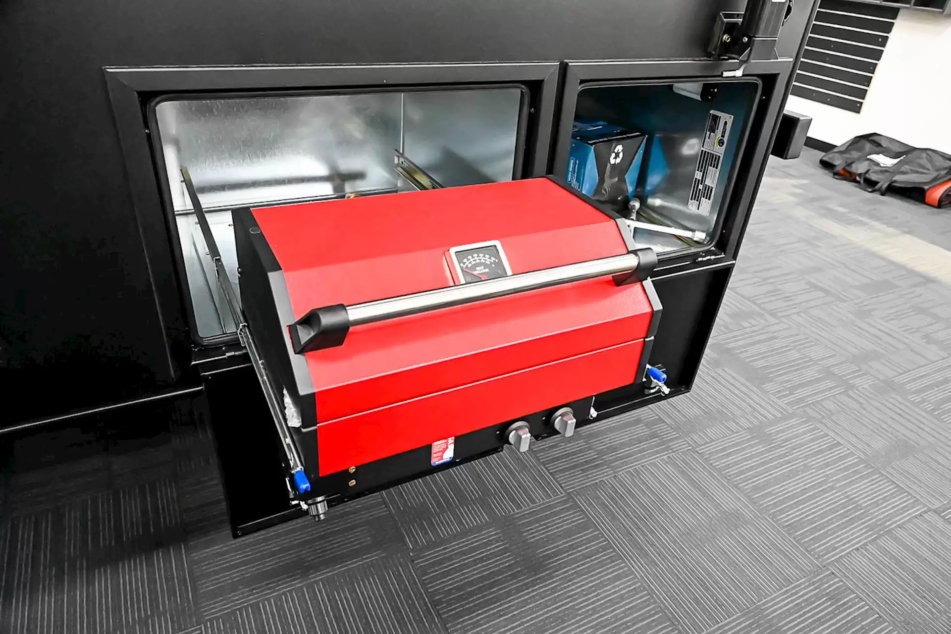 NEW 2025 ROYAL FLAIR PIAZZA 16'6-1