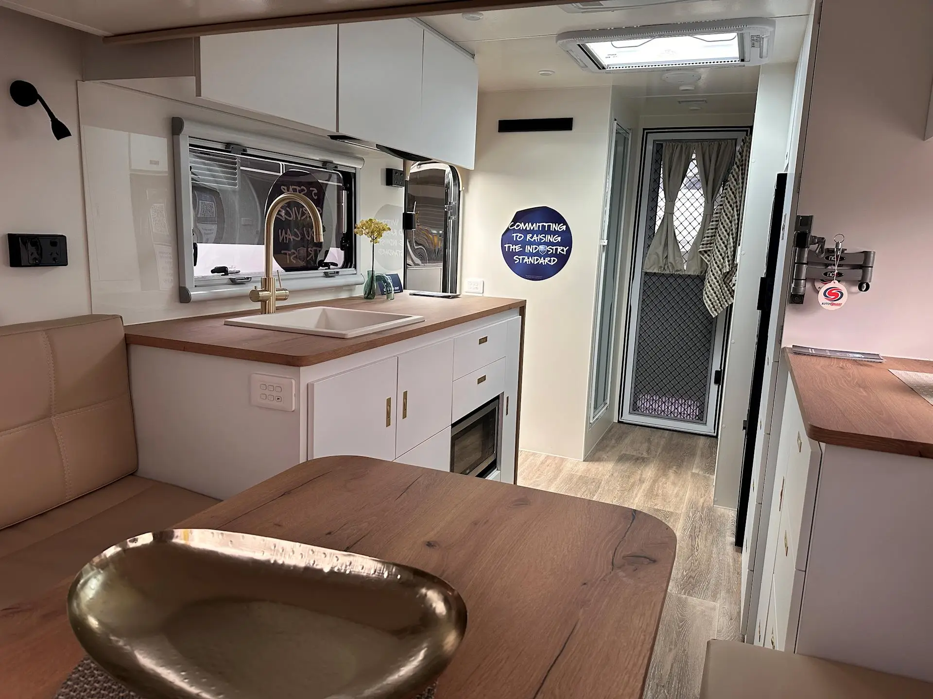NEW 2025 ROYAL FLAIR PIAZZA 16'6-1
