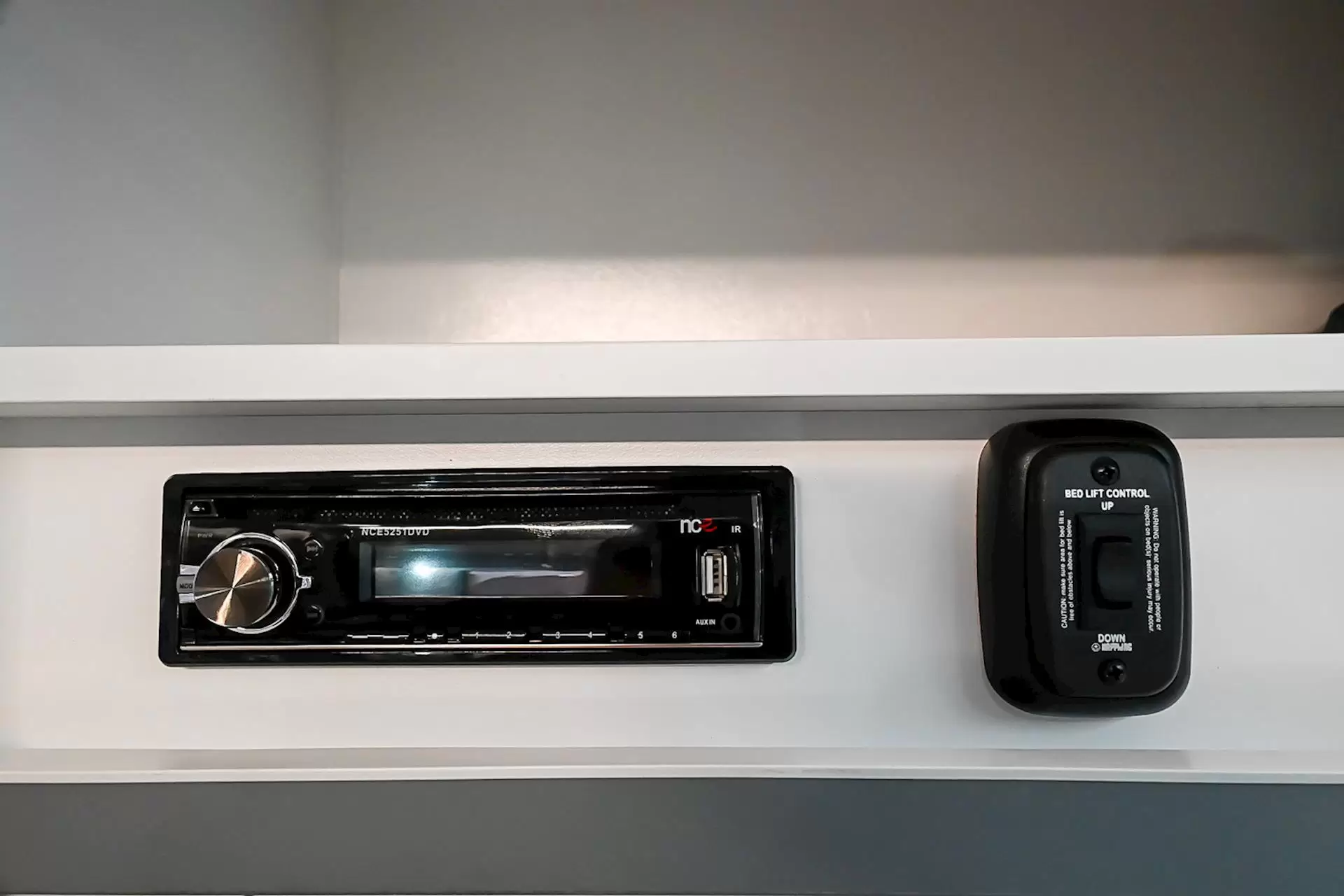 NEW 2025 ROYAL FLAIR Family Flair 19'6-2