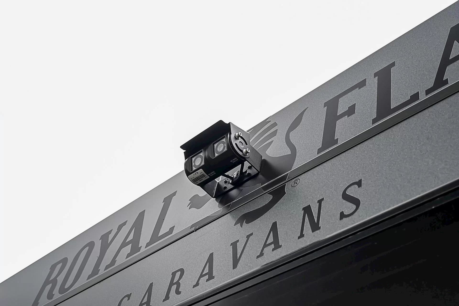 NEW 2025 ROYAL FLAIR Family Flair 19'6-2 caravan