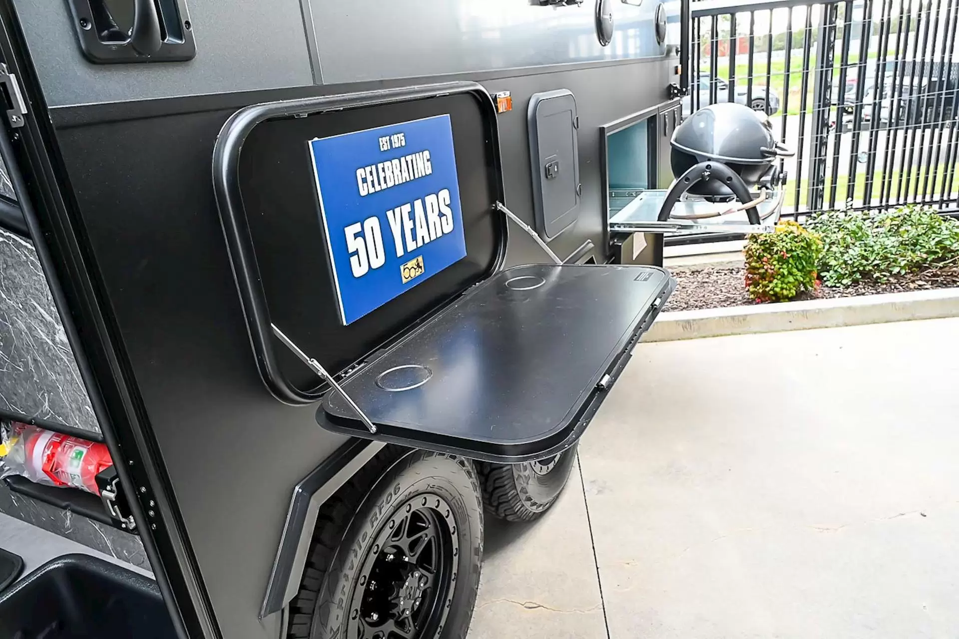 NEW 2025 ROYAL FLAIR Family Flair 19'6-2 caravan