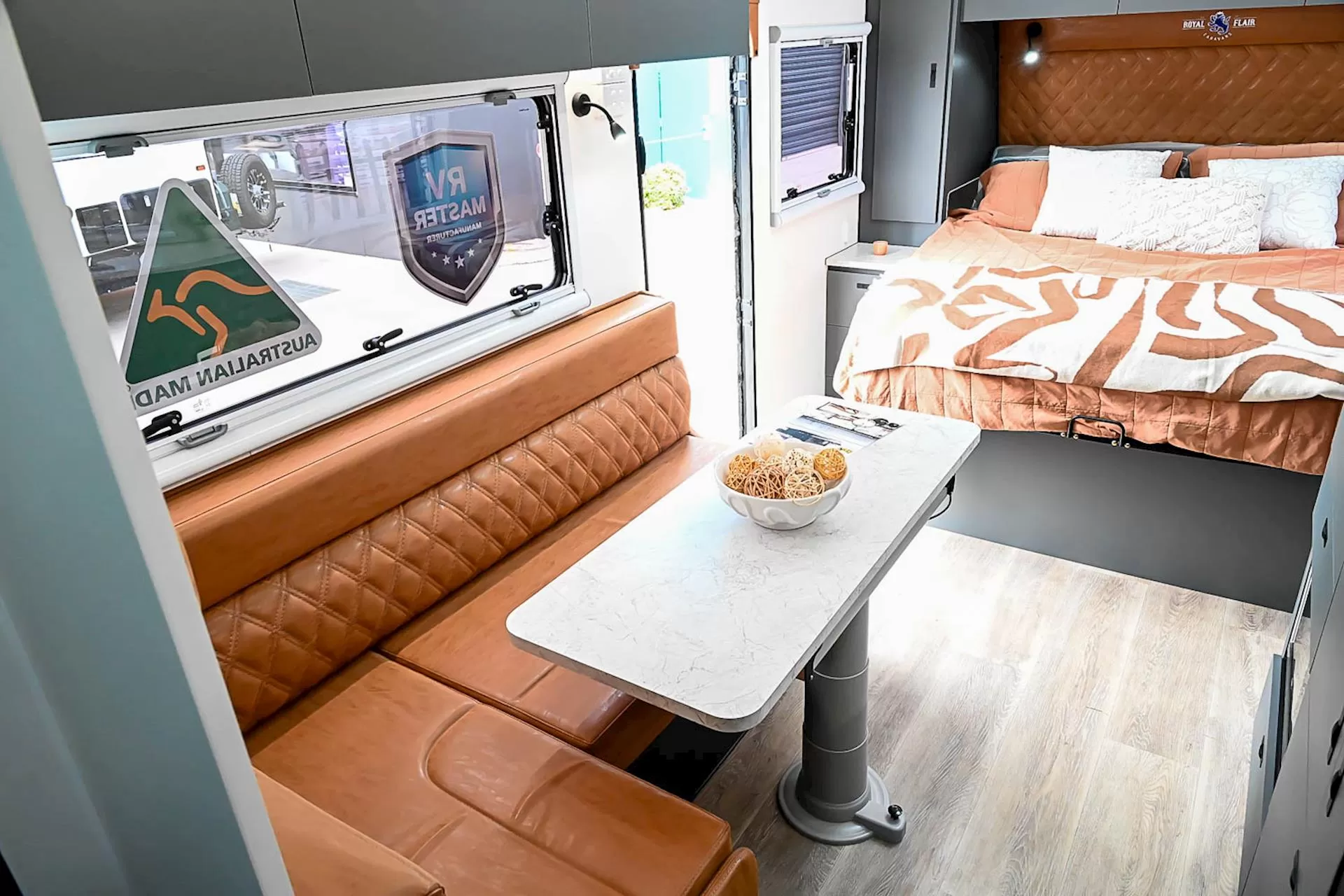 NEW 2025 ROYAL FLAIR Designer Series 17' caravan