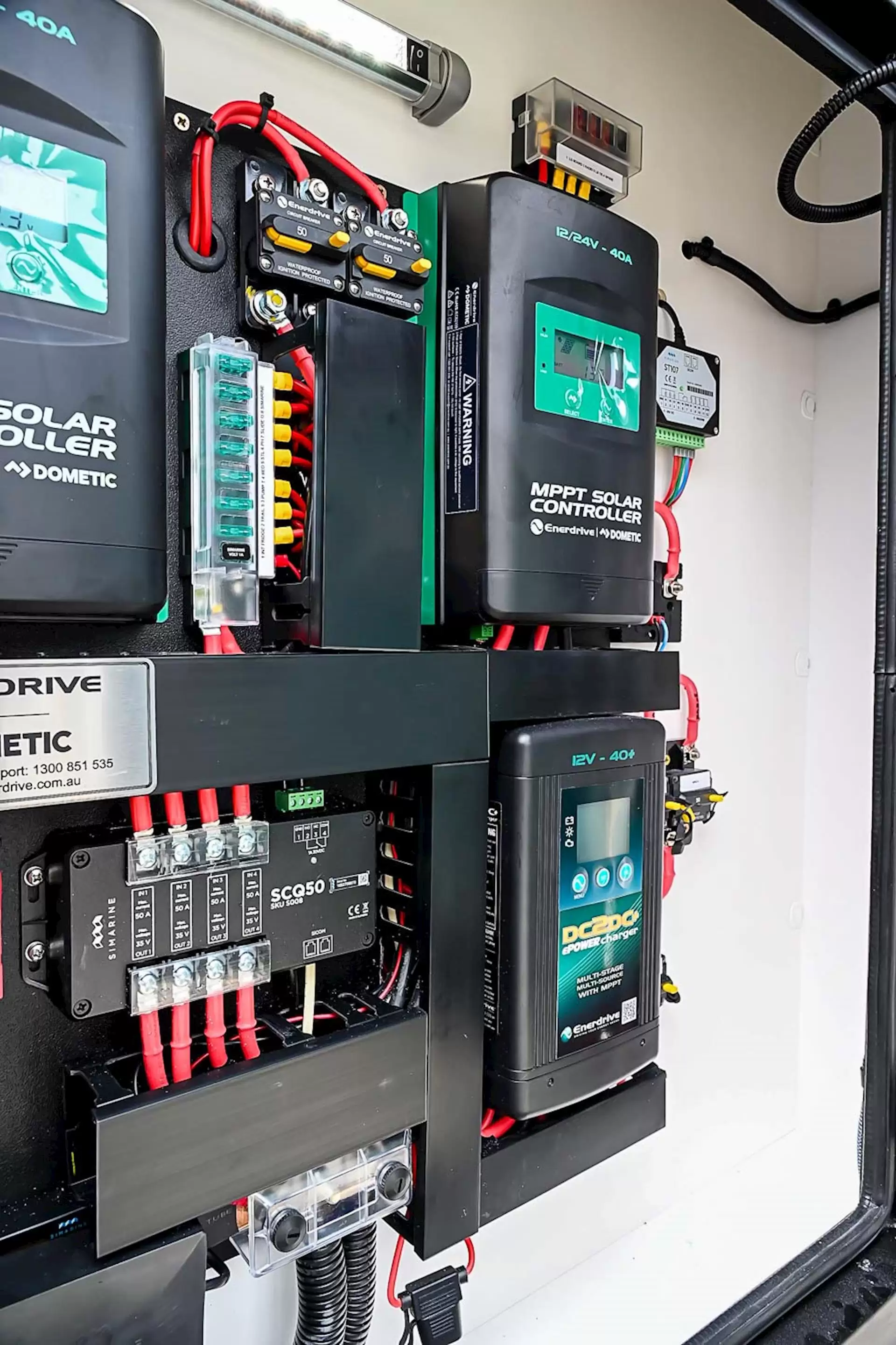 NEW 2025 ROYAL FLAIR Raptor Family 16'6-2 caravan