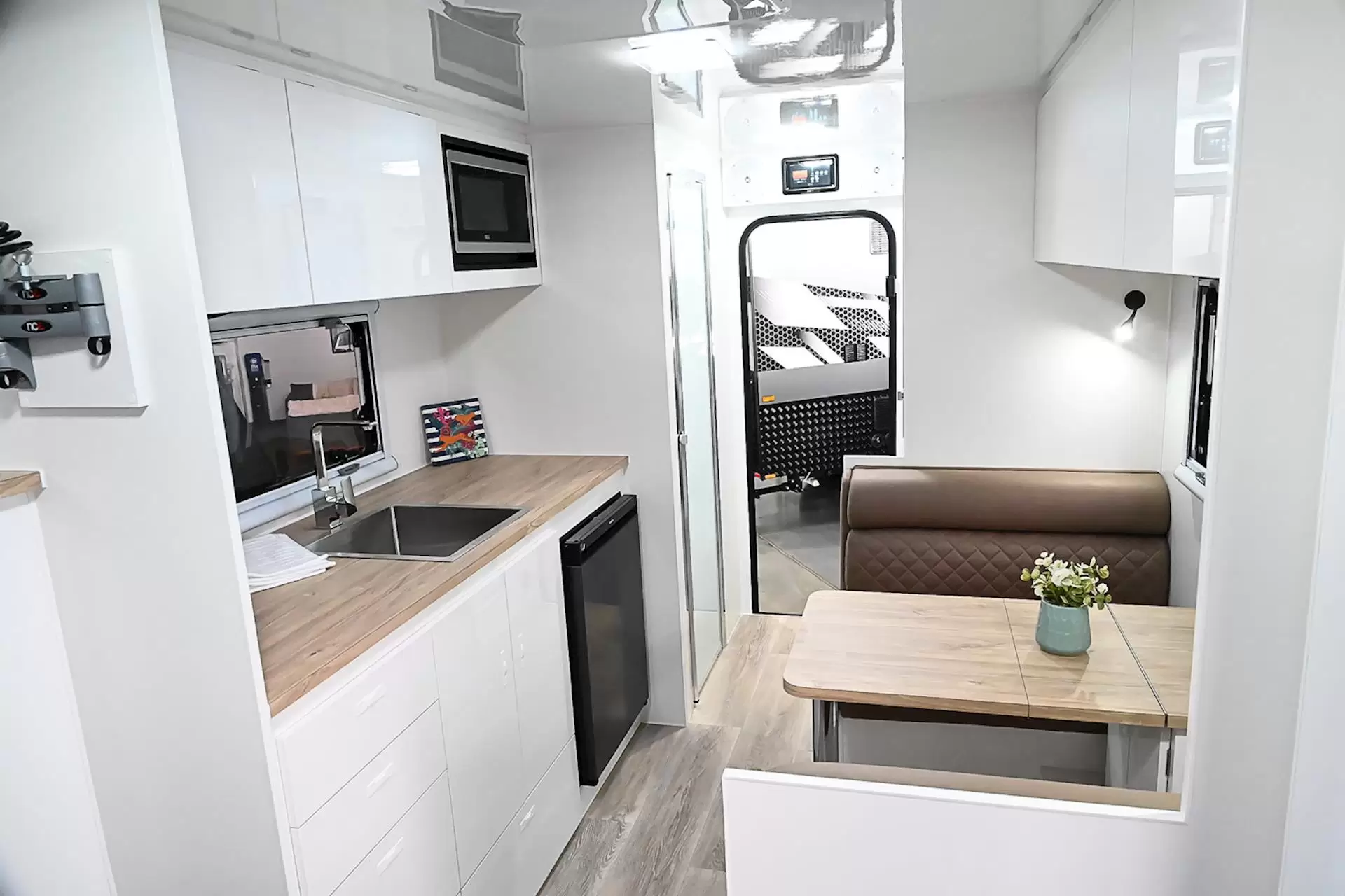 NEW 2025 ROYAL FLAIR Micron 16'6-1