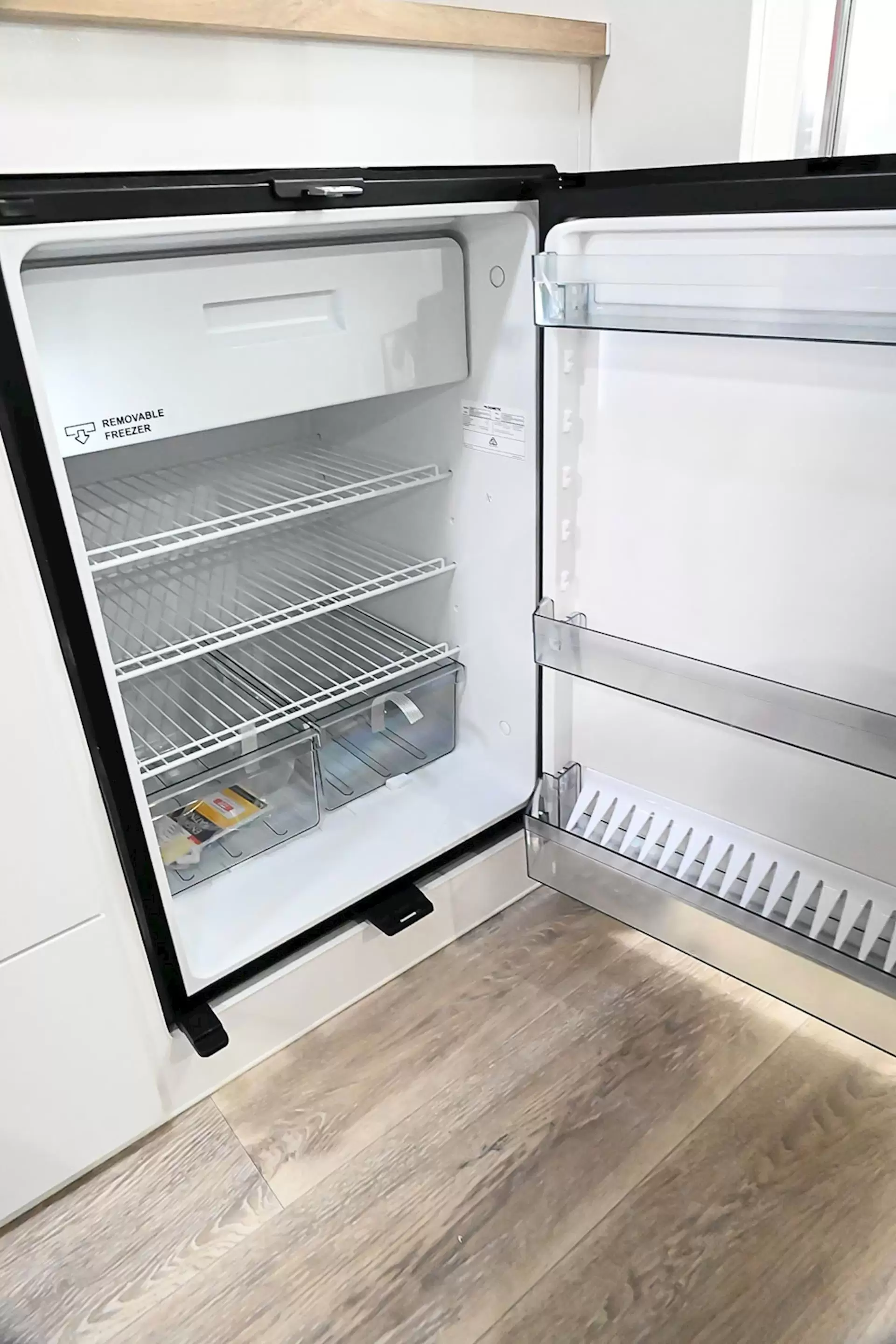 NEW 2025 ROYAL FLAIR Micron 16'6-1