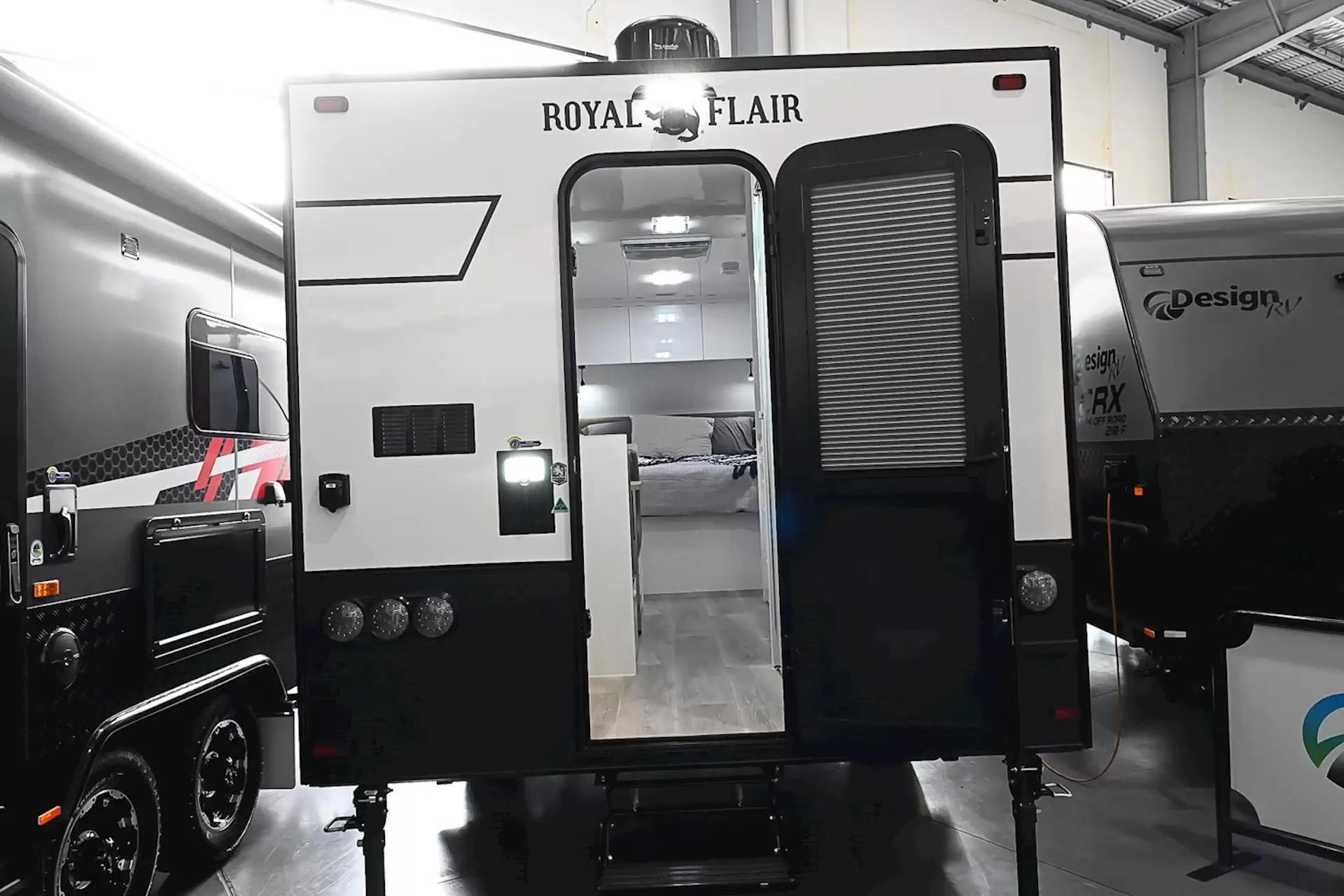 NEW 2025 ROYAL FLAIR Micron 16'6-1