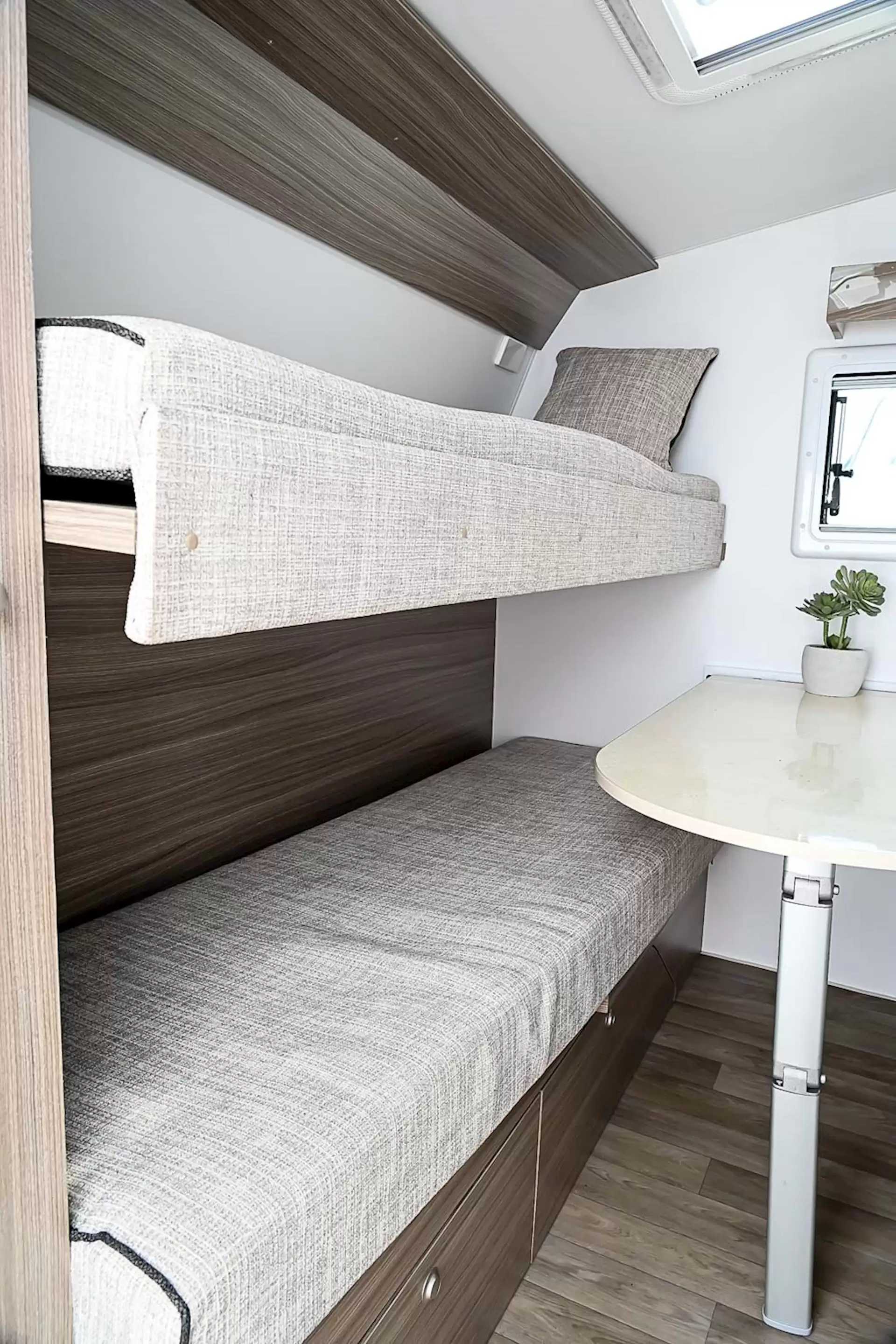 USED 2025 AVAN ASPIRE 499 BUNK