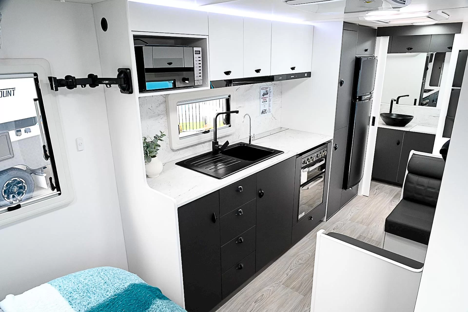 NEW 2025 VISCOUNT WILDSHARK 3.1 caravan