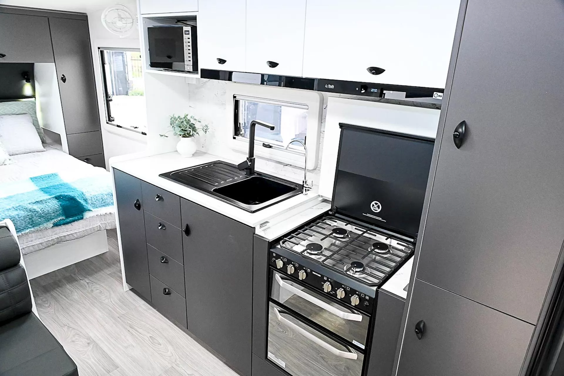 NEW 2025 VISCOUNT WILDSHARK 3.1 caravan