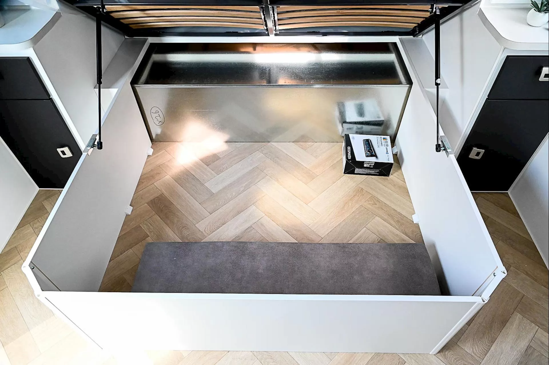 NEW 2025 DESIGN RV FORERUNNER F2.6 caravan