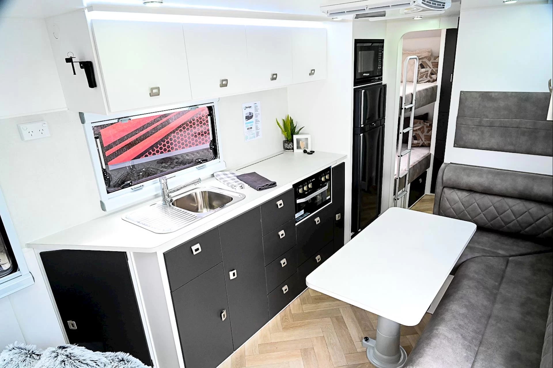 NEW 2025 DESIGN RV FORERUNNER F2.6 caravan