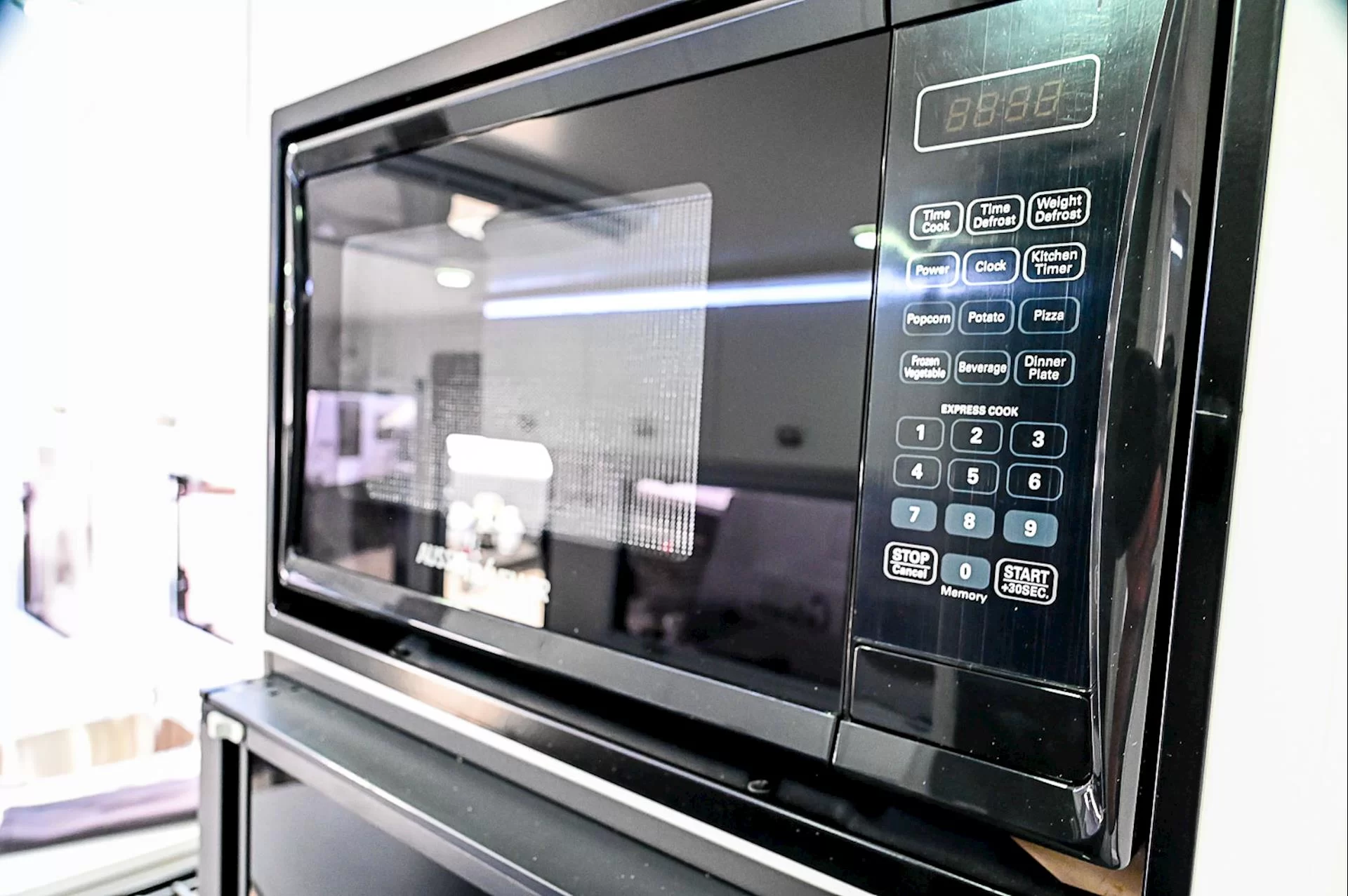 NEW 2025 DESIGN RV FORERUNNER F2.6 caravan