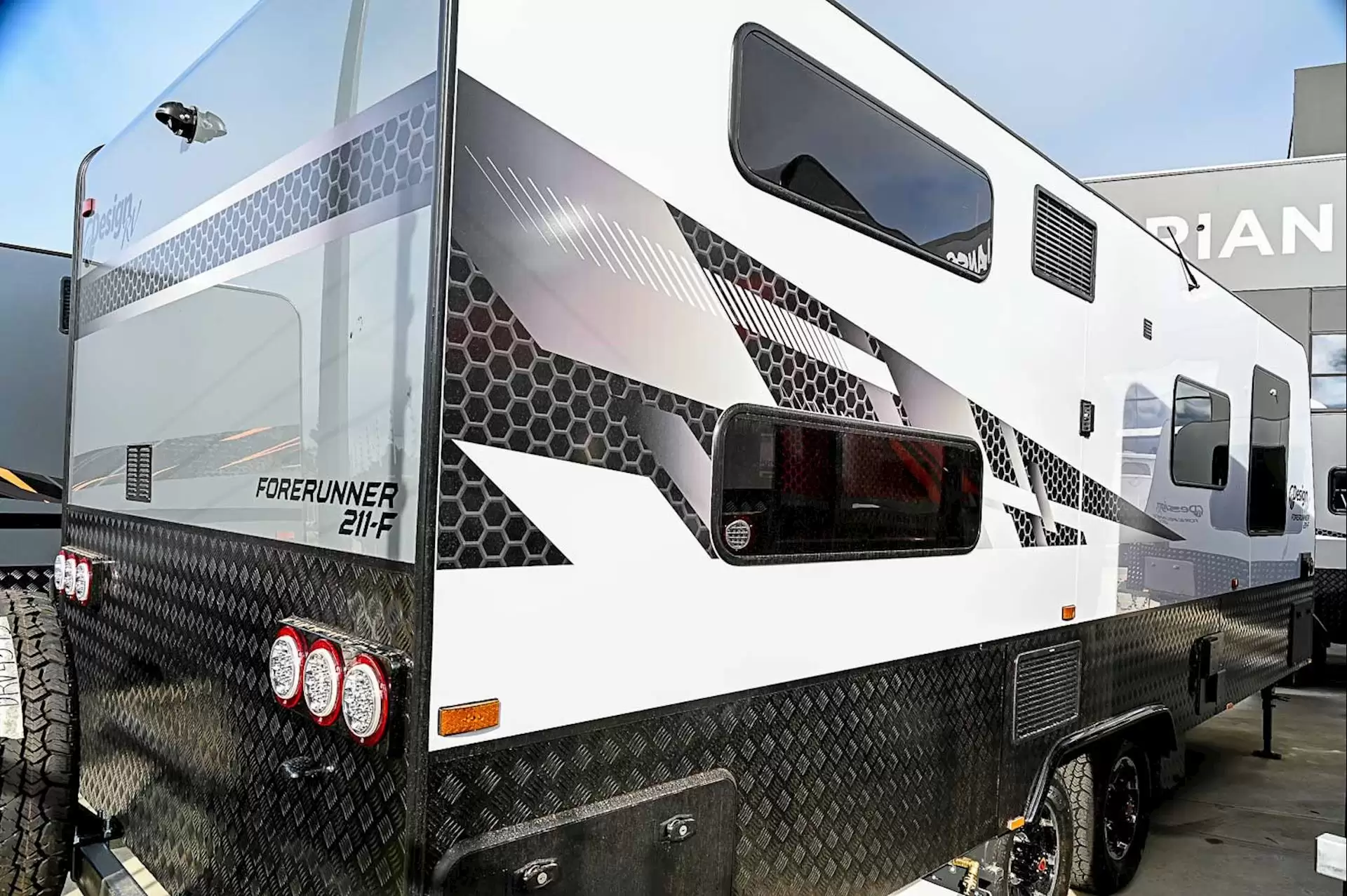 NEW 2025 DESIGN RV FORERUNNER F2.6 caravan