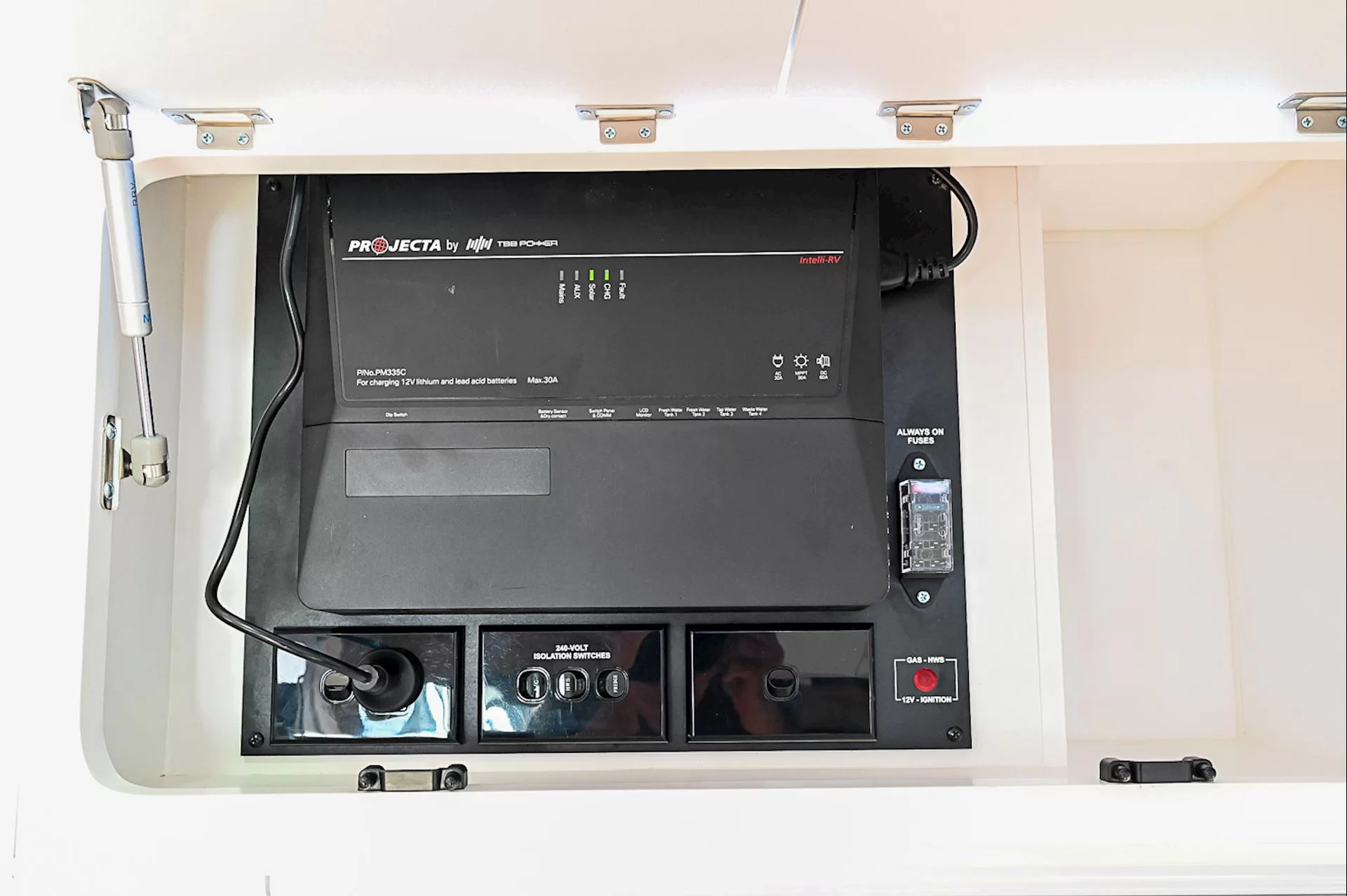 NEW 2025 DESIGN RV FORERUNNER F2-7 FAMILY caravan