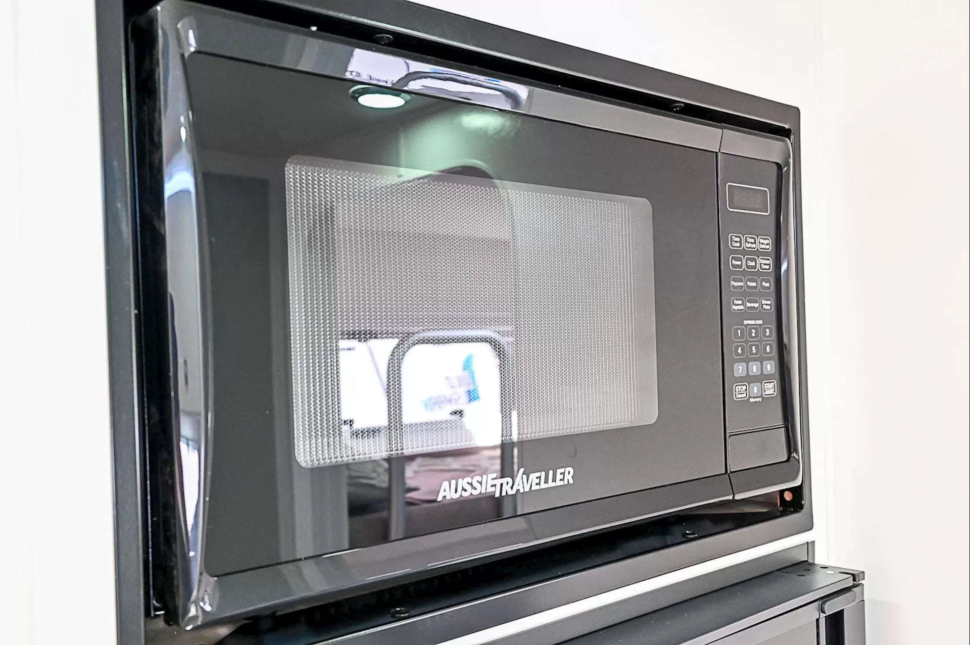 NEW 2025 DESIGN RV FORERUNNER F2-7 FAMILY caravan