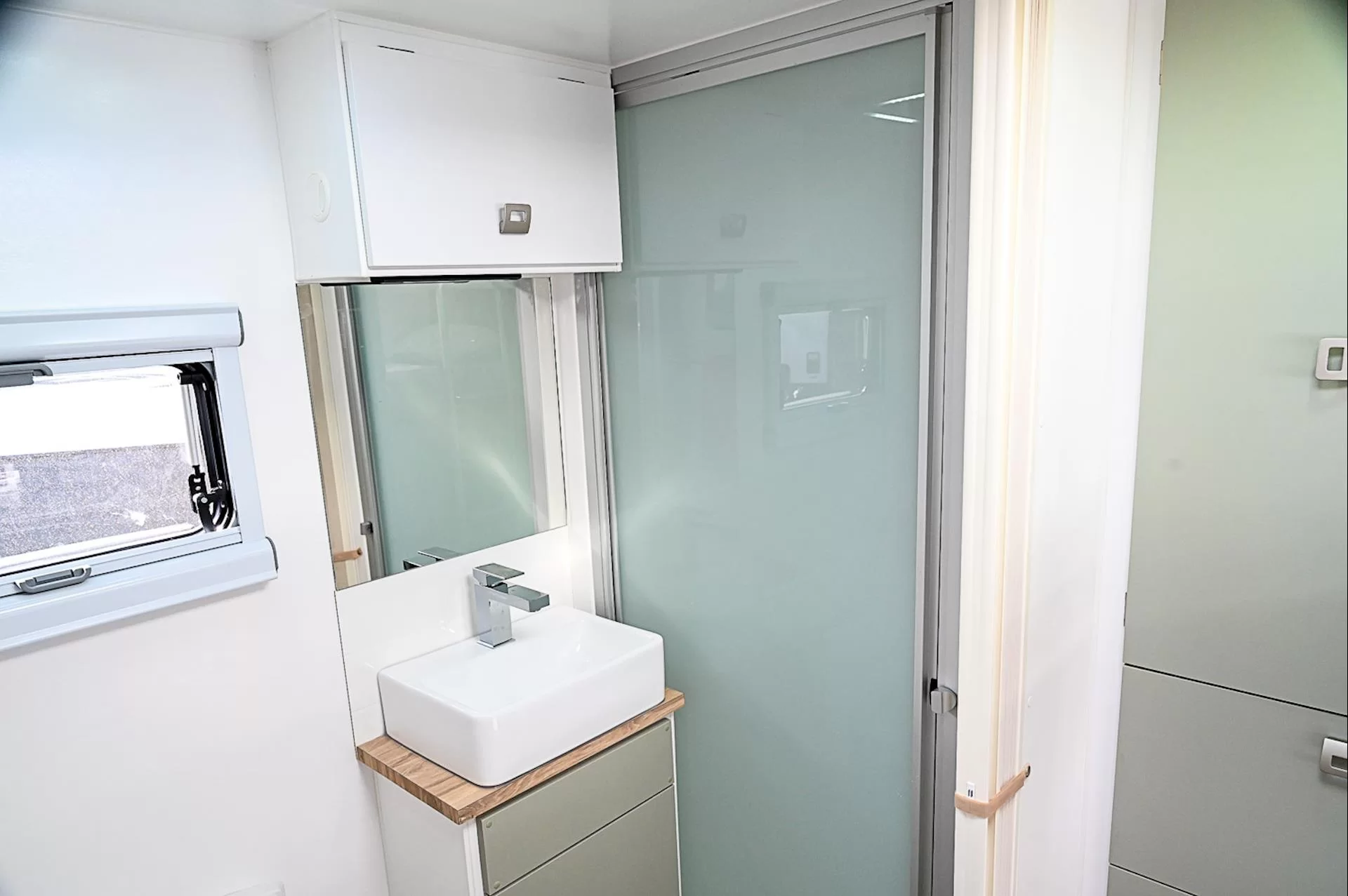 NEW 2025 DESIGN RV FORERUNNER F2-7 FAMILY caravan