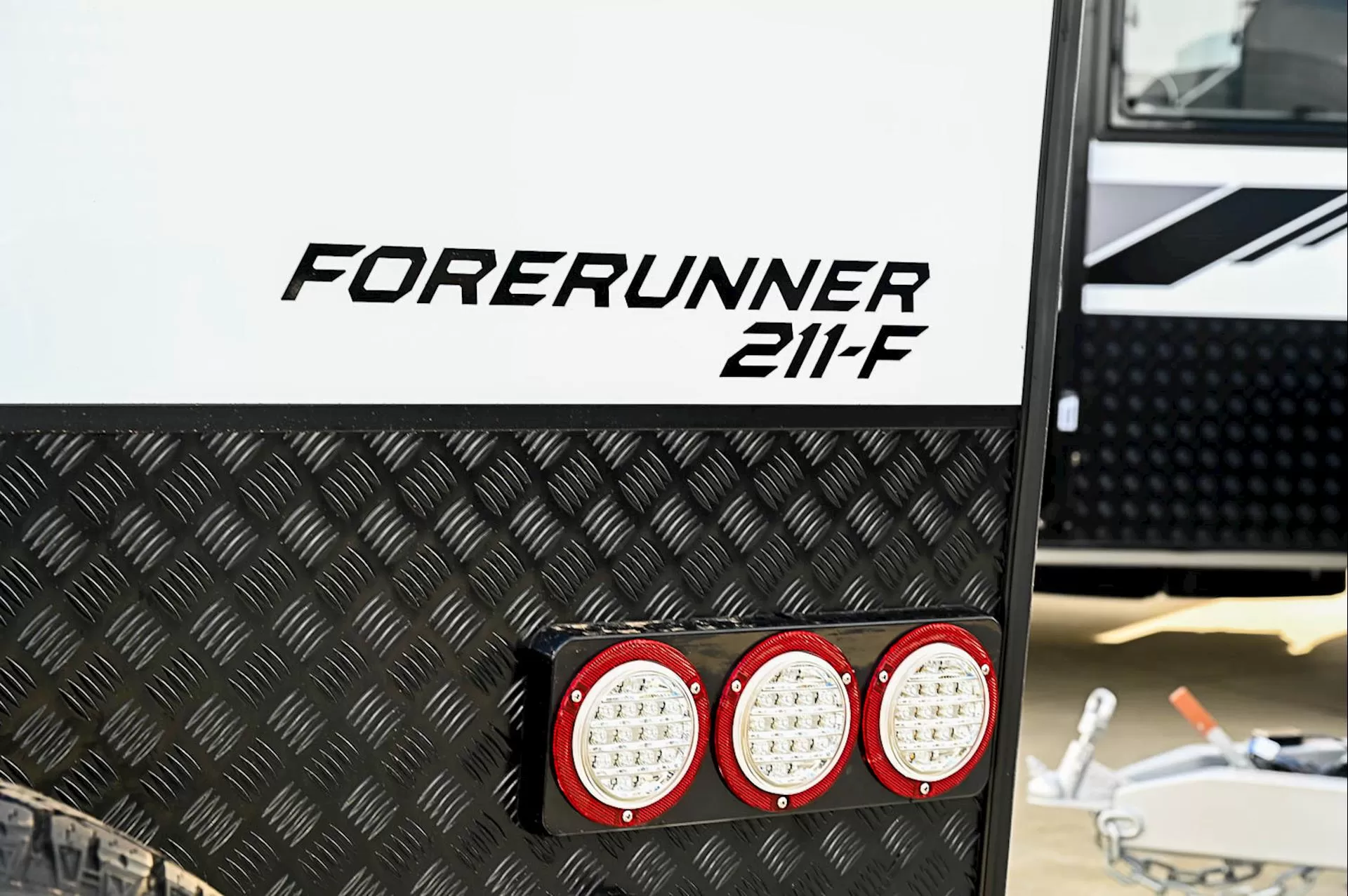 NEW 2025 DESIGN RV FORERUNNER F2-7 FAMILY caravan