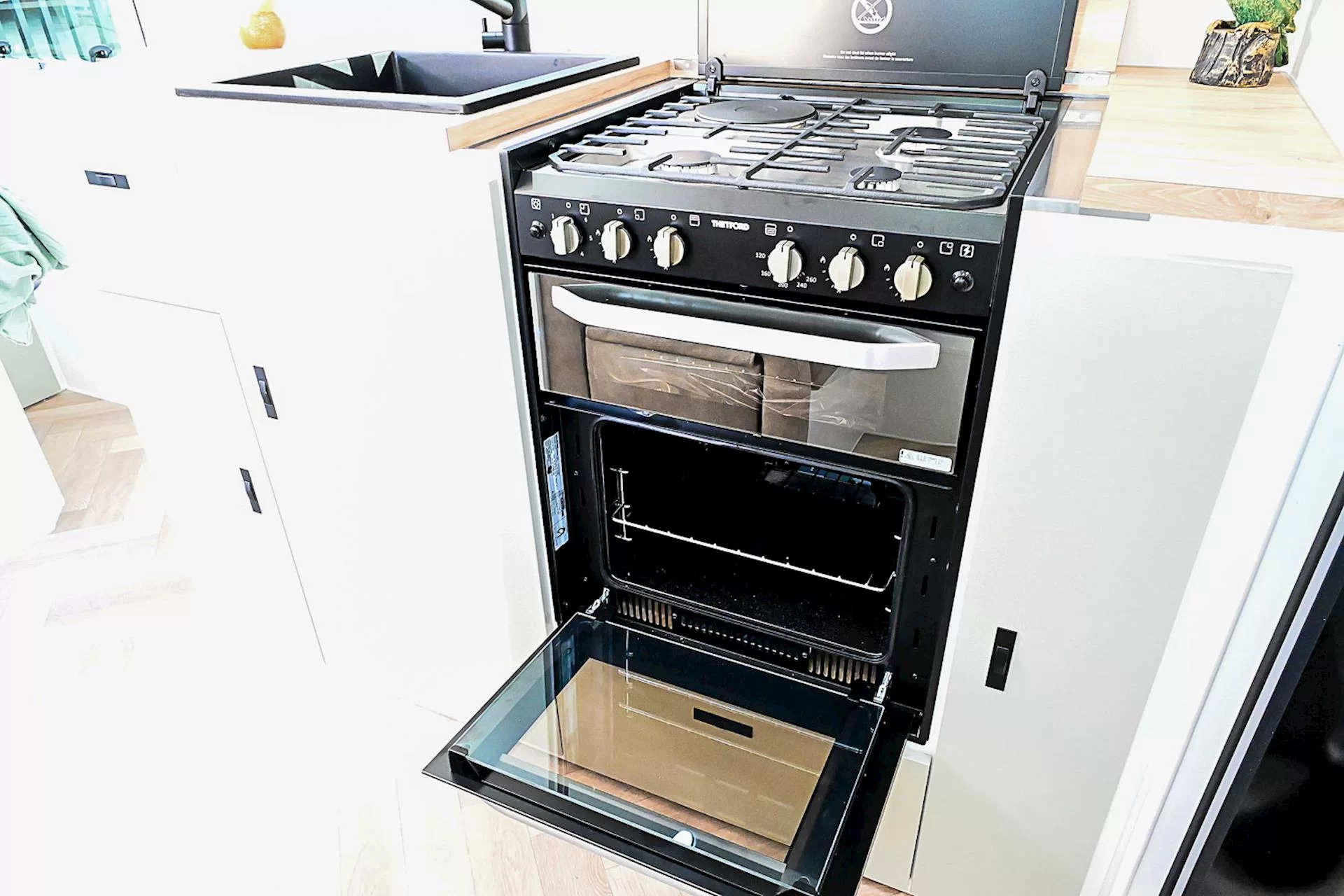 NEW 2025 DESIGN RV STRYKER 161-X caravan