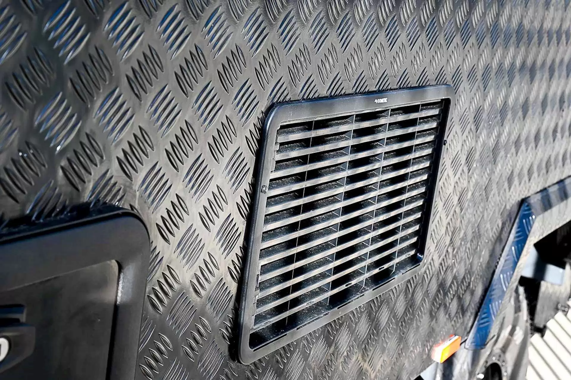 NEW 2025 DESIGN RV STRYKER 161-X caravan