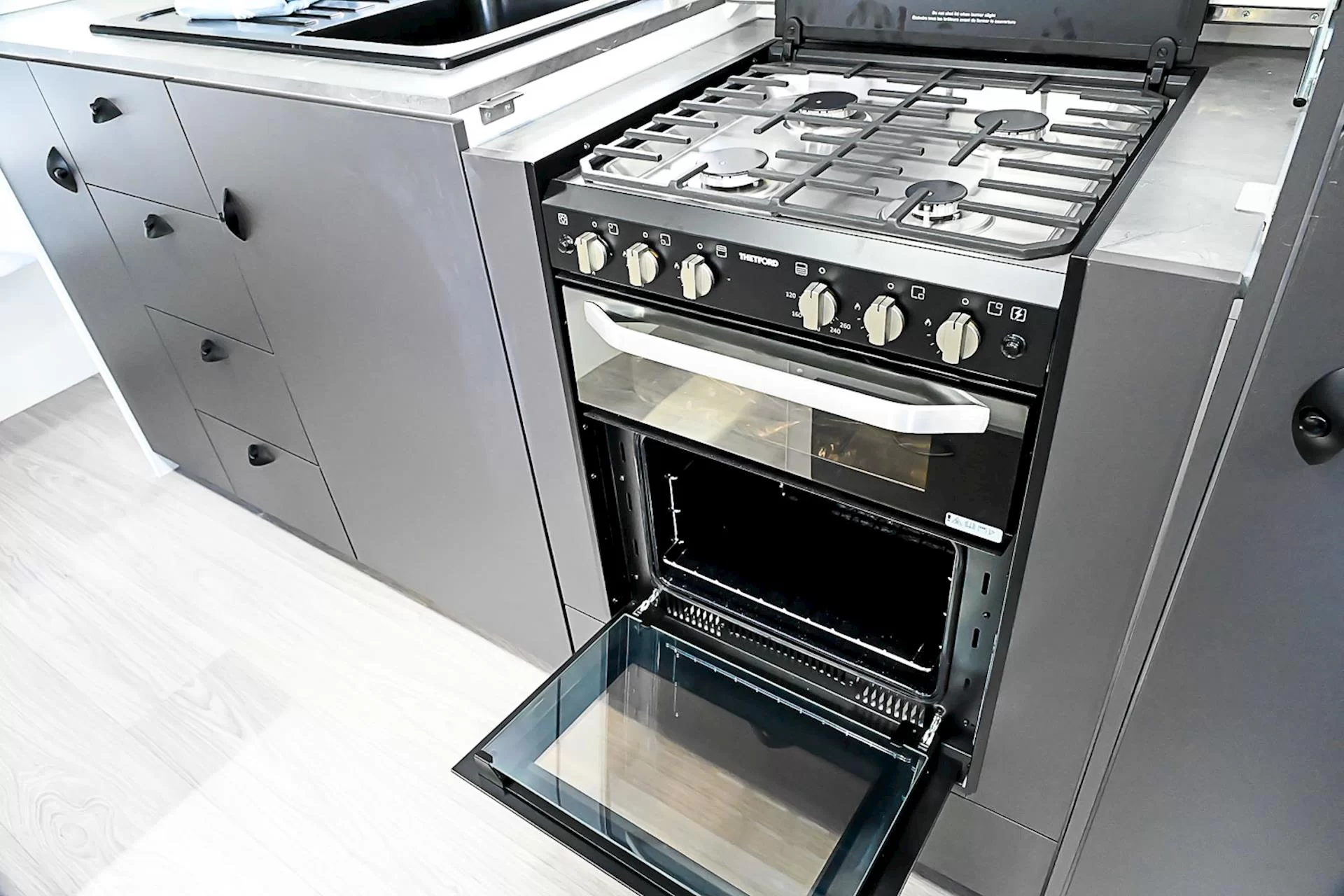 NEW 2025 VISCOUNT WILDSHARK 3.5 caravan