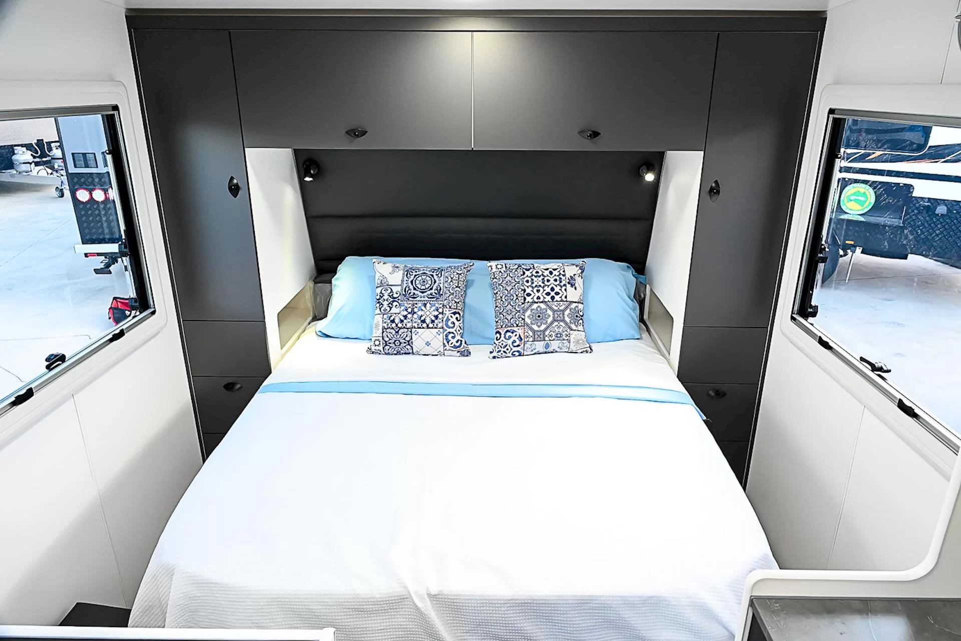 NEW 2025 VISCOUNT WILDSHARK 3.5 caravan