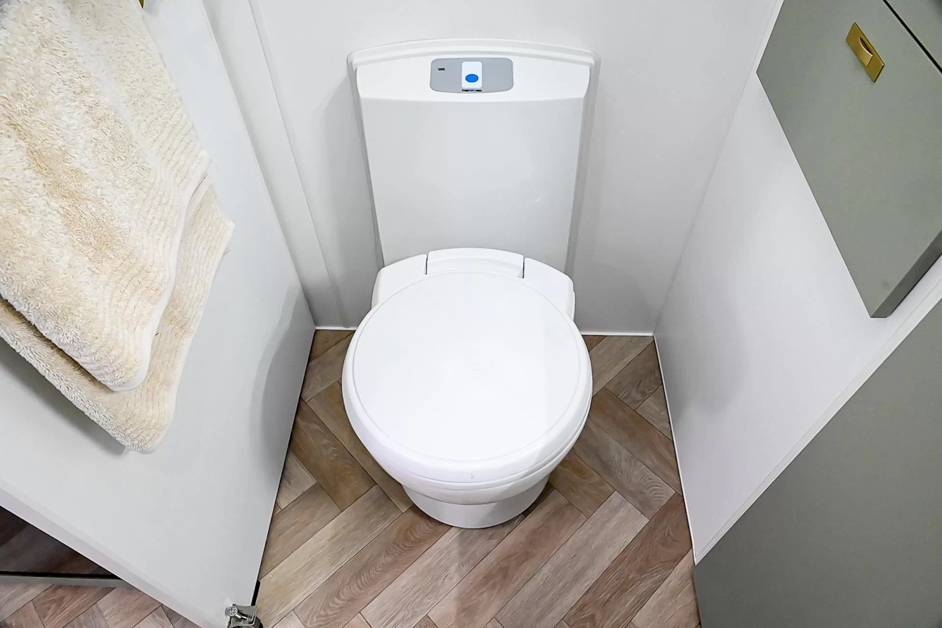 NEW 2025 DESIGN RV CRX V5.3 caravan