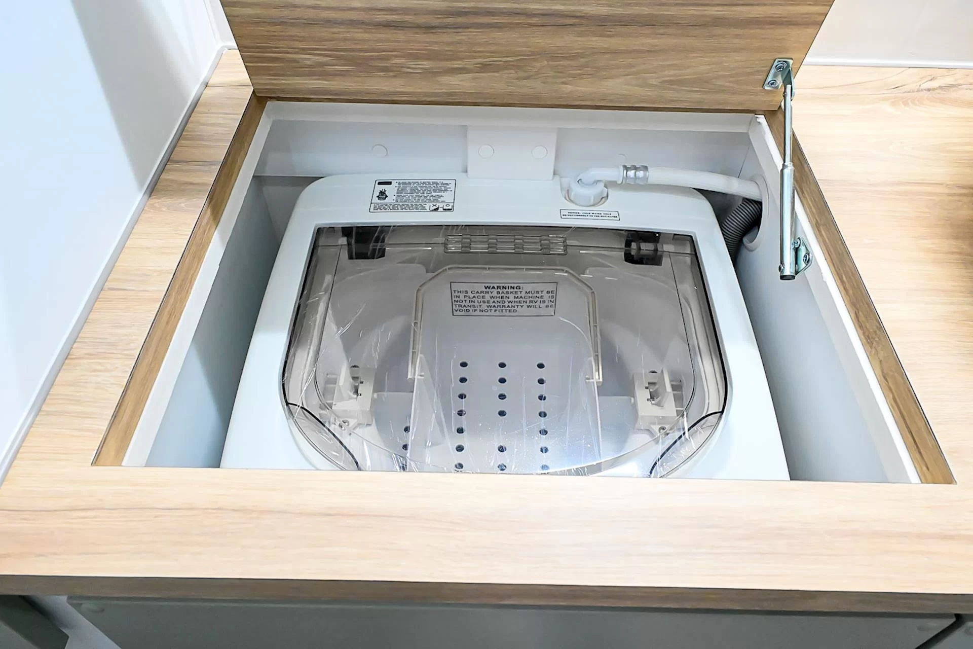 NEW 2025 DESIGN RV CRX V5.3 caravan