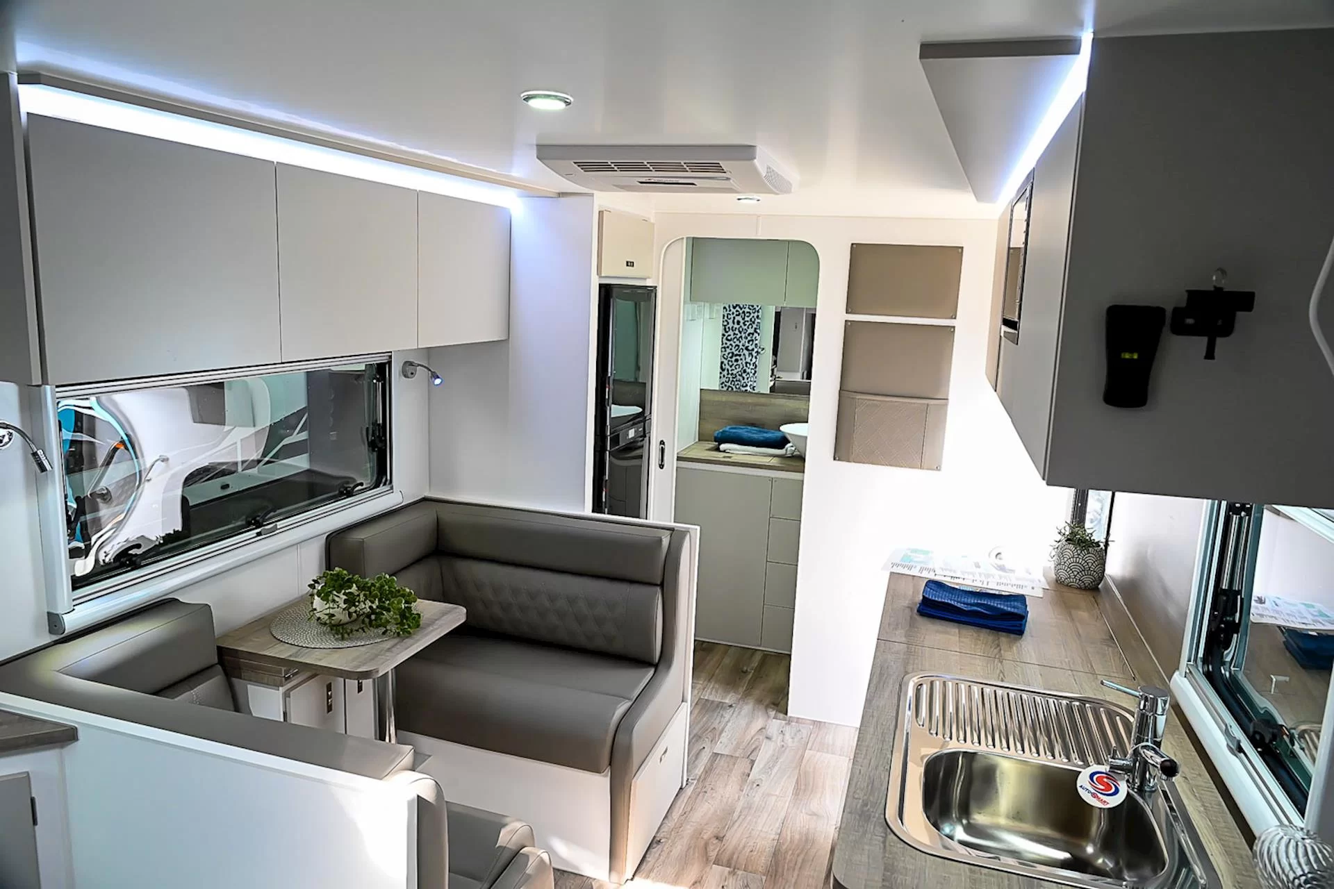 NEW 2025 DESIGN RV ODYSSEY V1-1 caravan
