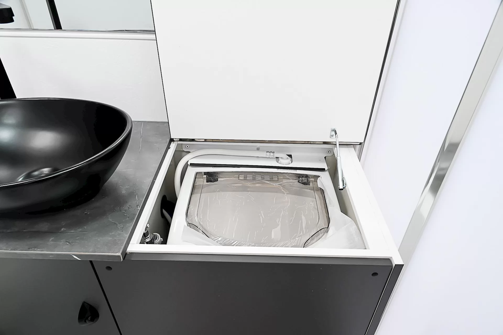 NEW 2025 VISCOUNT WILDSHARK 3.5 caravan